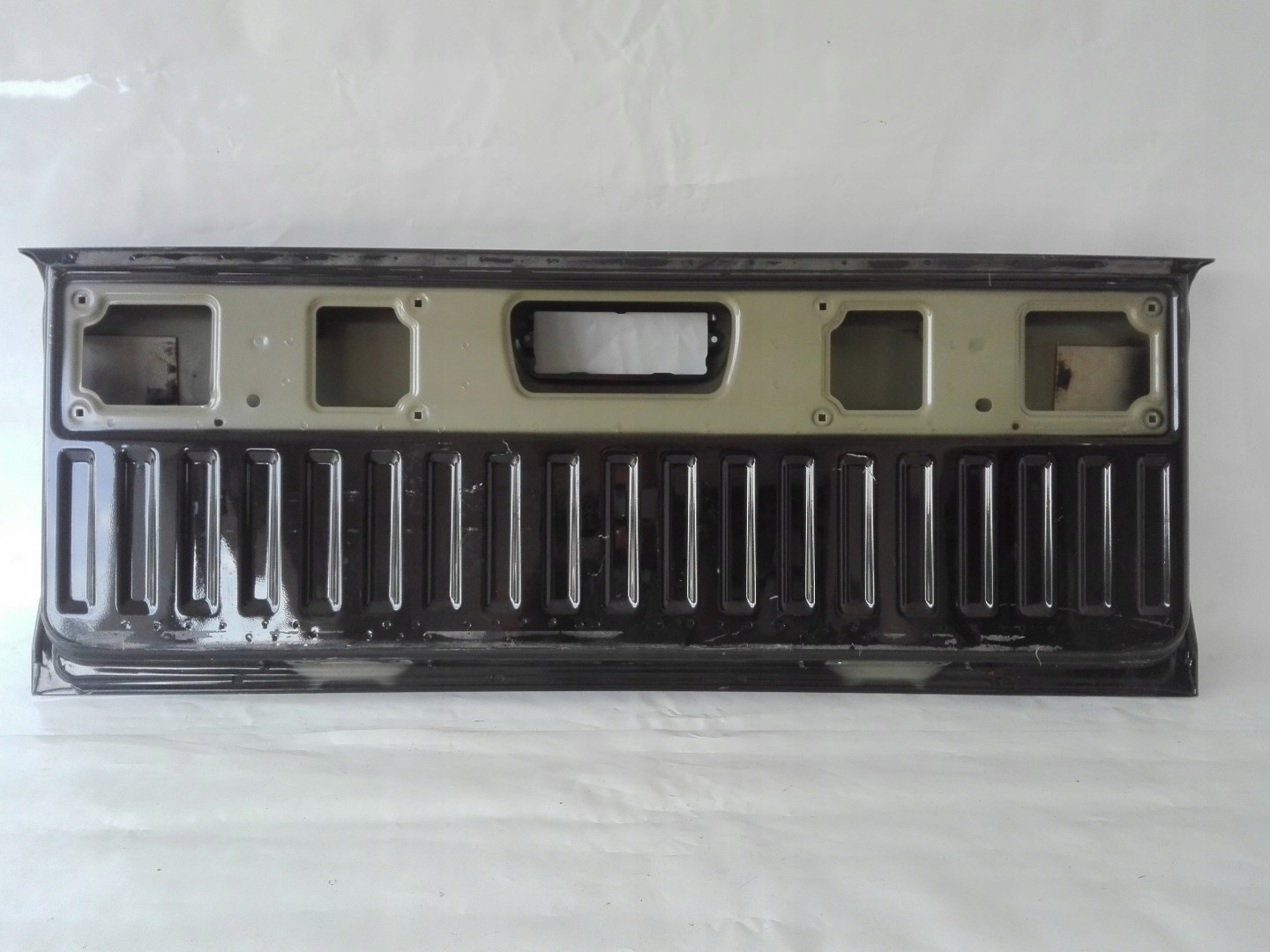 BURTA boot door rear MERCEDES X-KLASA 470 17