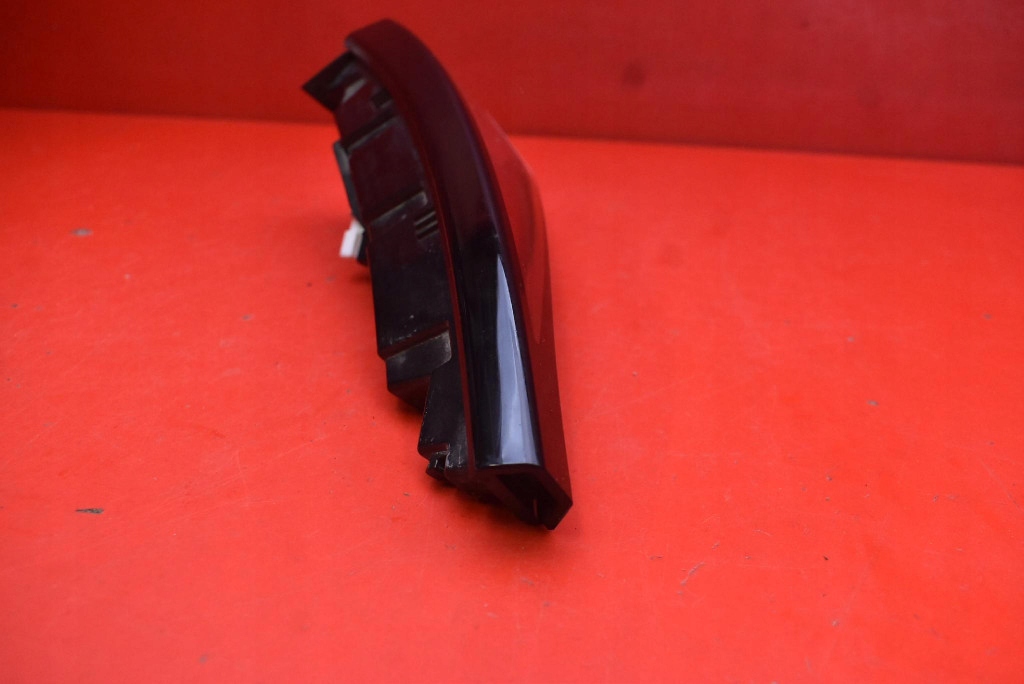 light right rear part rear LED 92404R2000 KIA SPORTAGE 5 V 21-25
