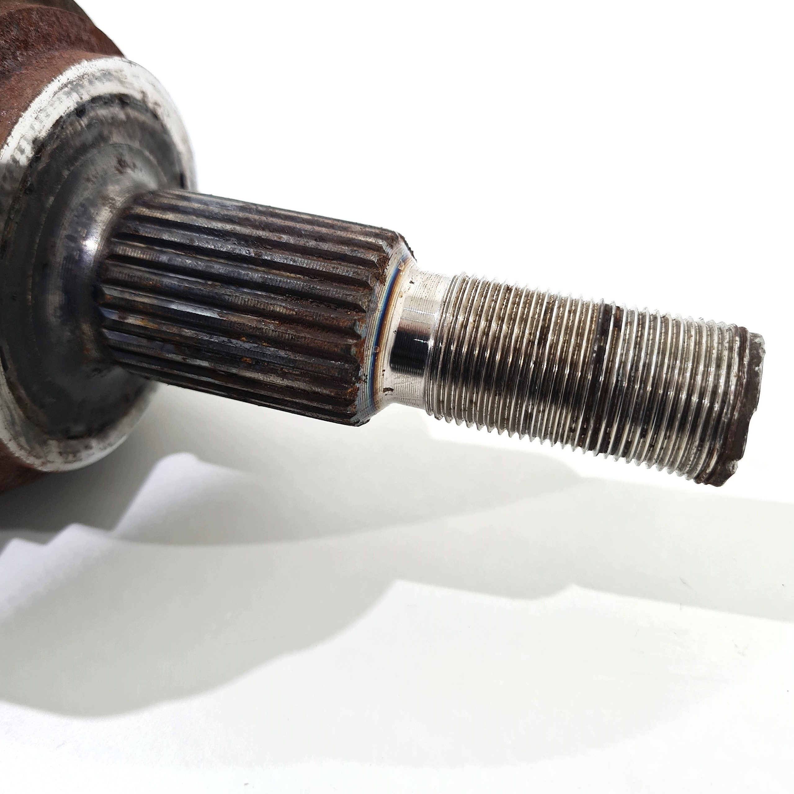 semi-axis left front short. MANUAL FORD 2.0 TDCi AV61-3B437-DC