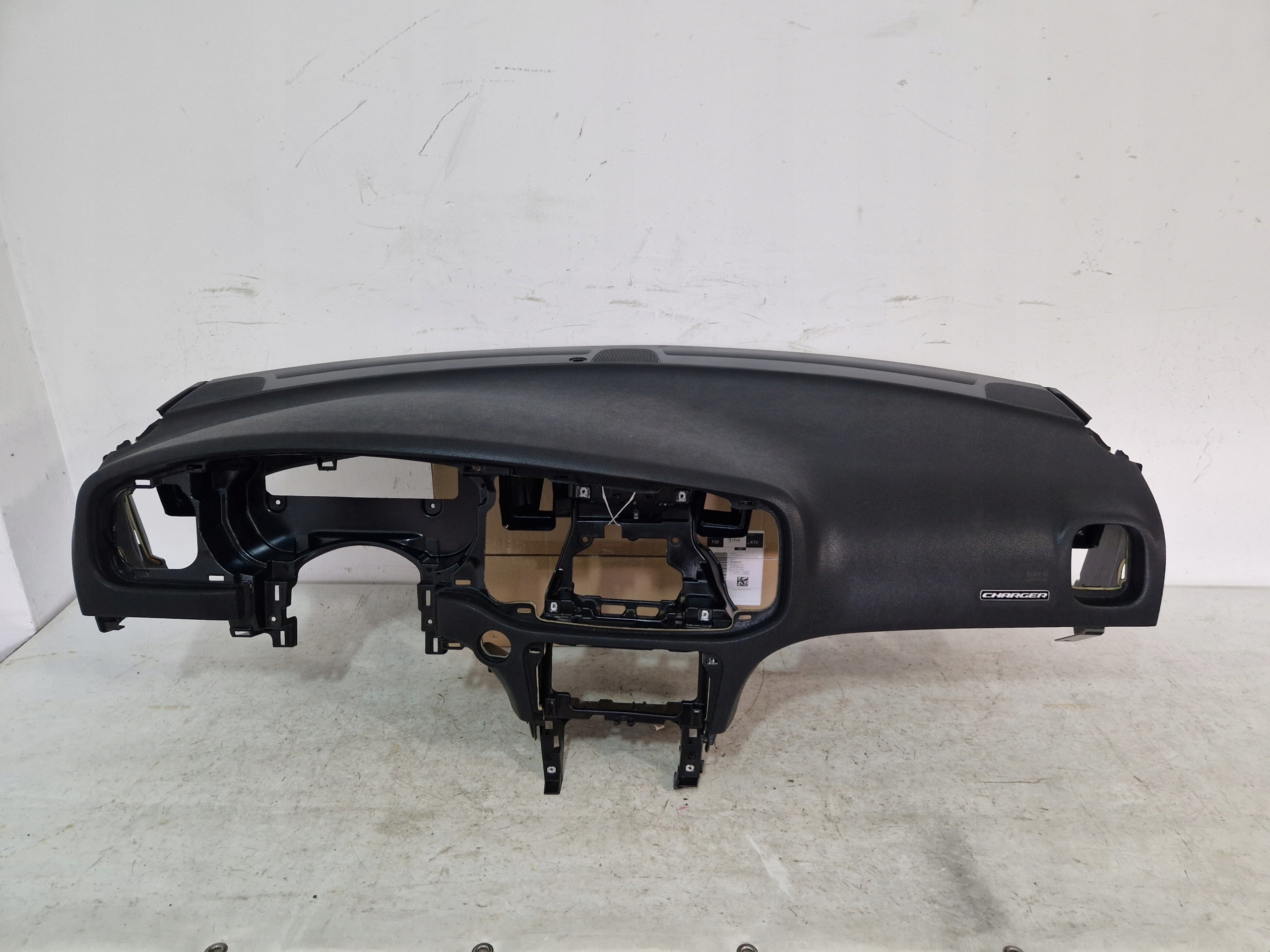 DODGE CHARGER 2019 dashboard console cockpit original