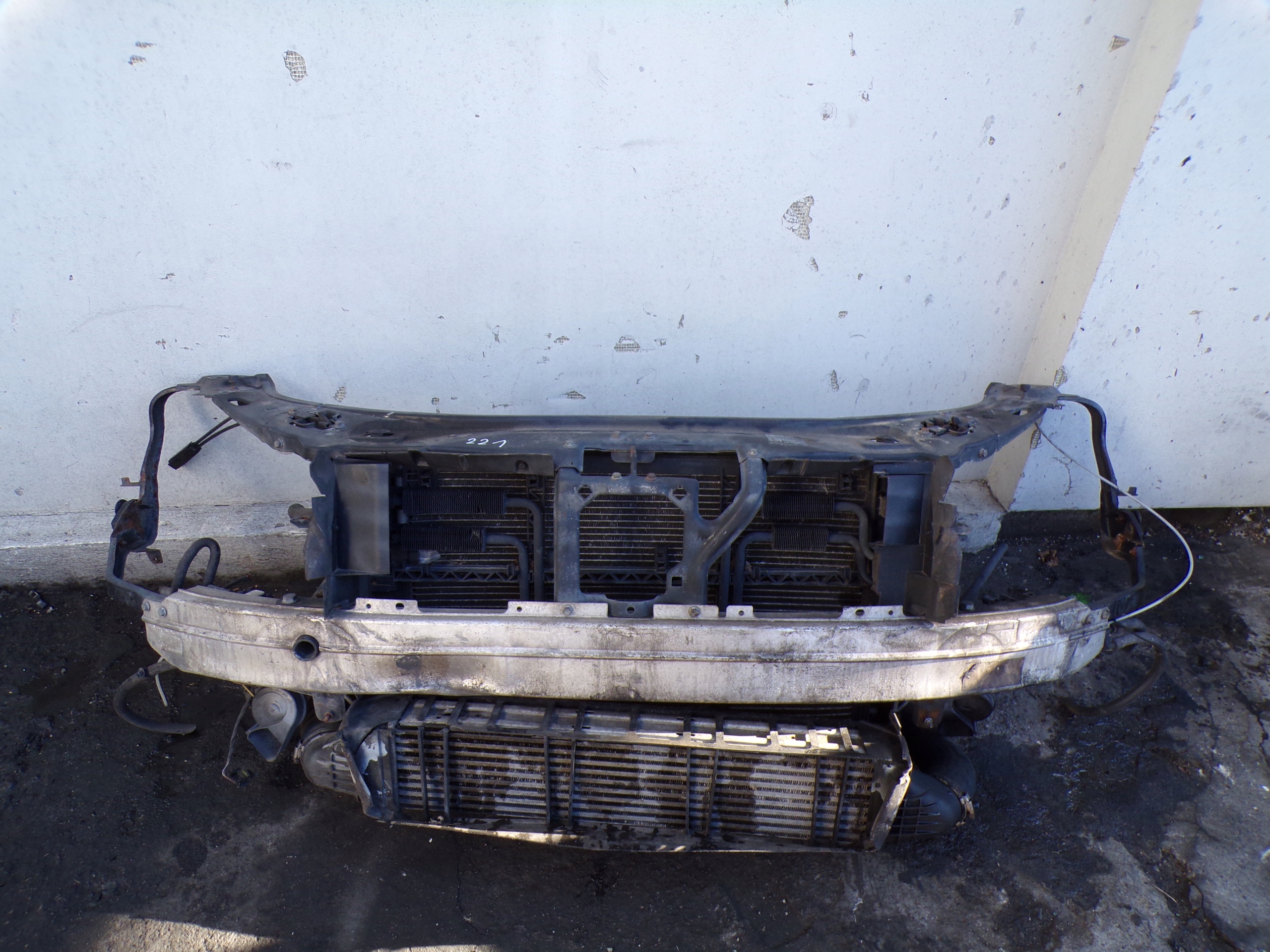 PAS PRZEDNI CHŁODNICE KOMPLET MERCEDES W221 DIESEL