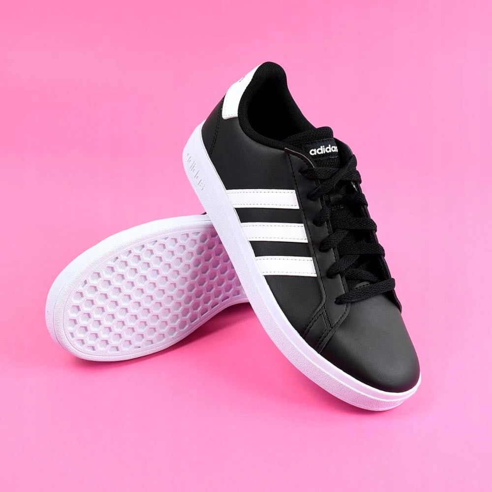 Buty trampki czarne adidas GRAND COURT 2 38 Właściwości brak