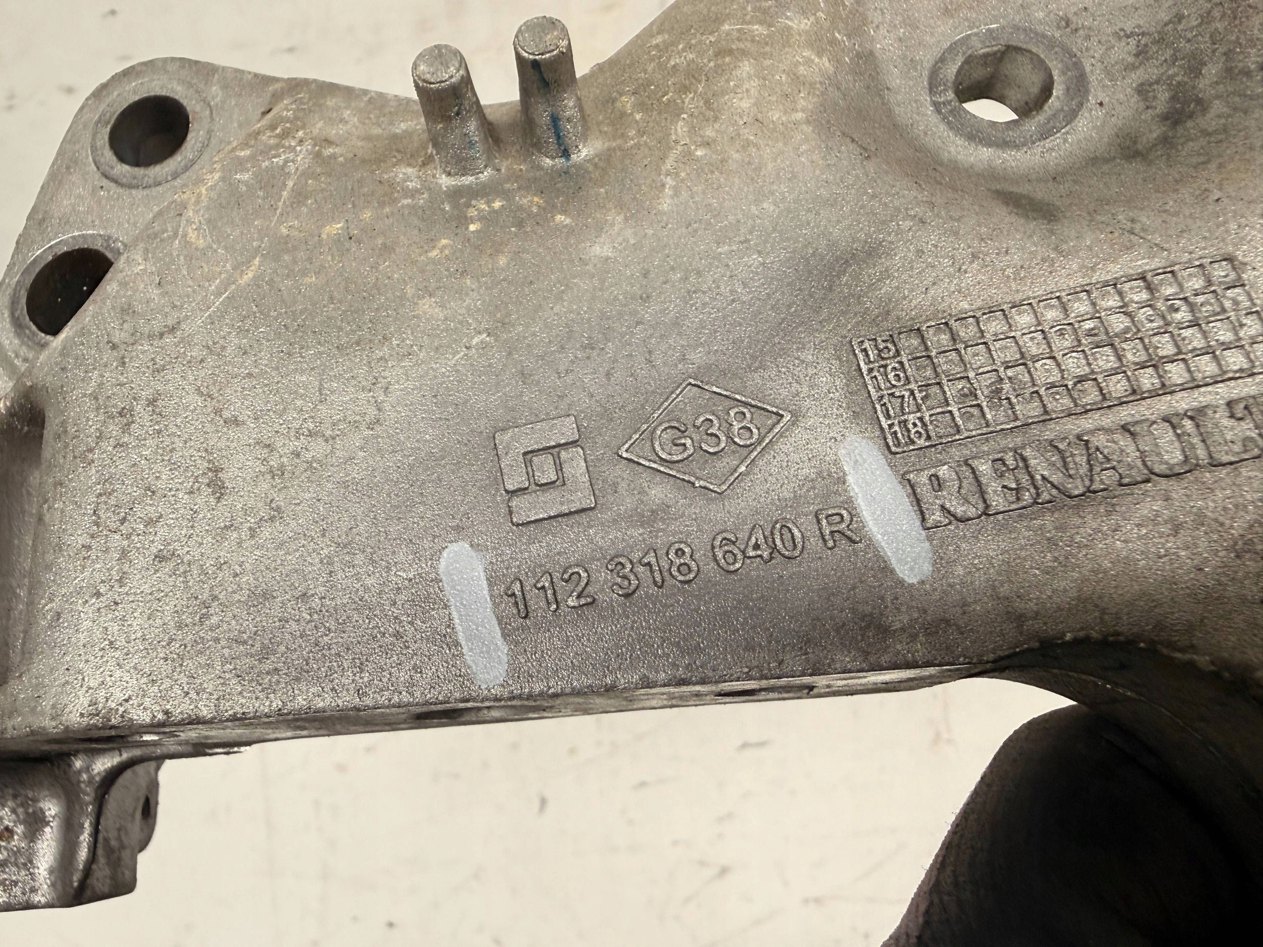 Renault Grand Scenic IV 1.6 dCi engine mount 112318640R