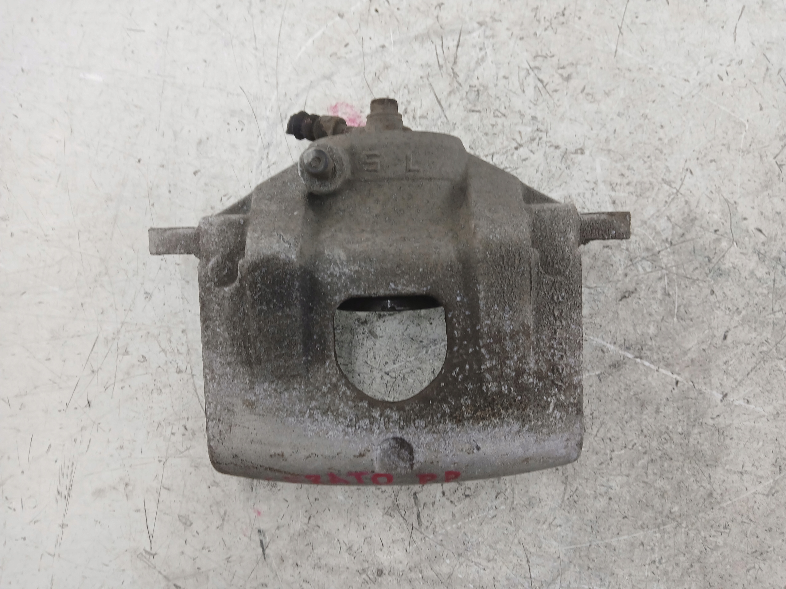 KIA CERATO and caliper brake right front