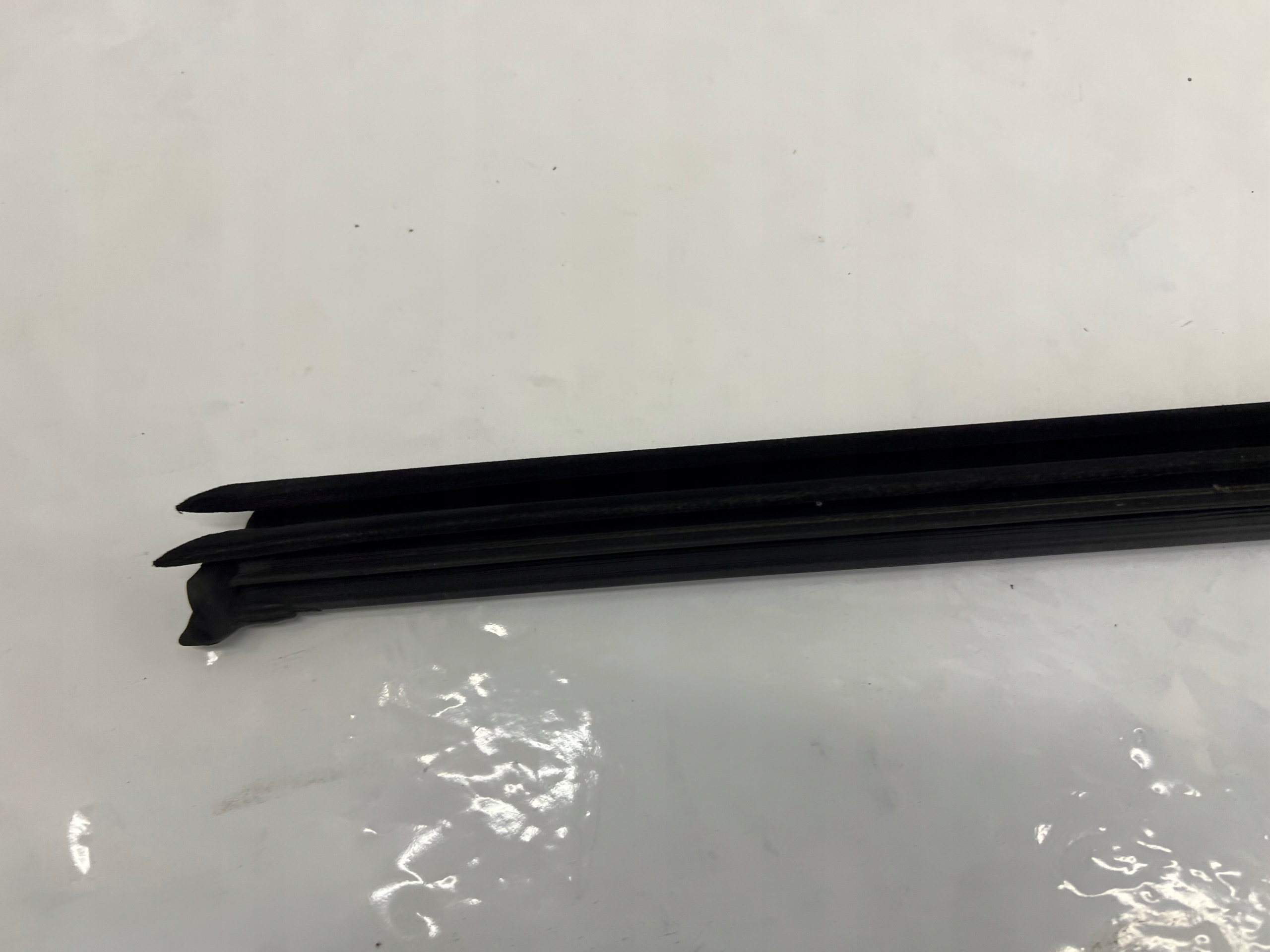 moulding dust right front inner VW T-ROC 2GA837479