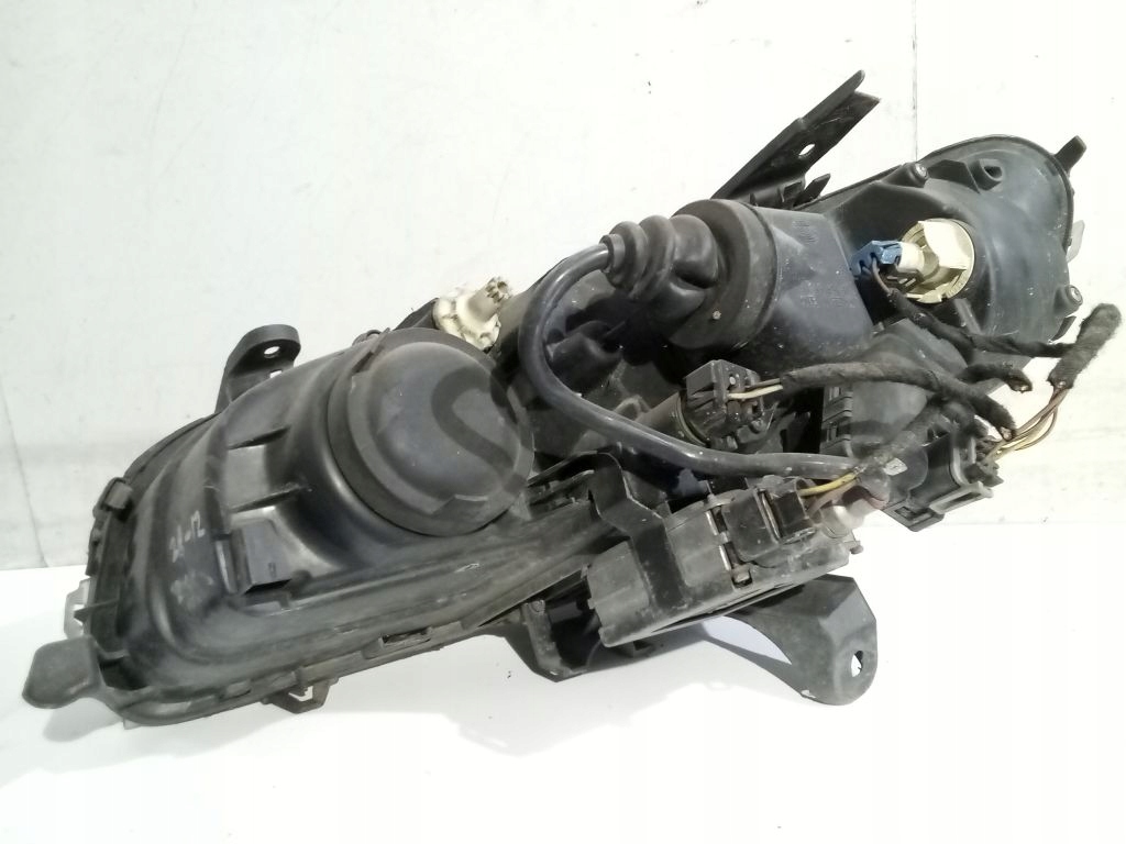 Opel Omega B light right front front xenon 1EL007950-22