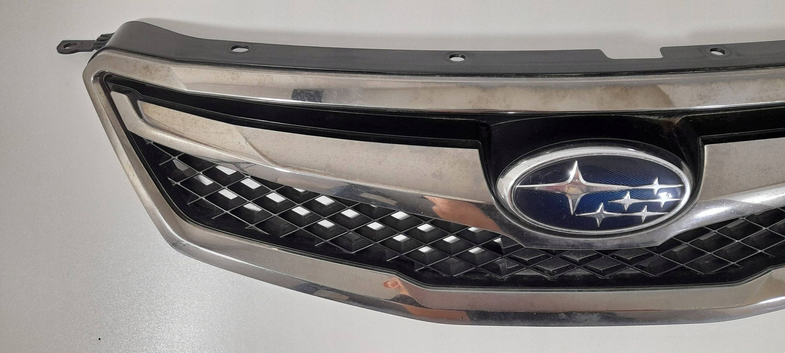 Subaru Legacy V maszk chlodnicy hűtőrács 91121AJ000 (D54)