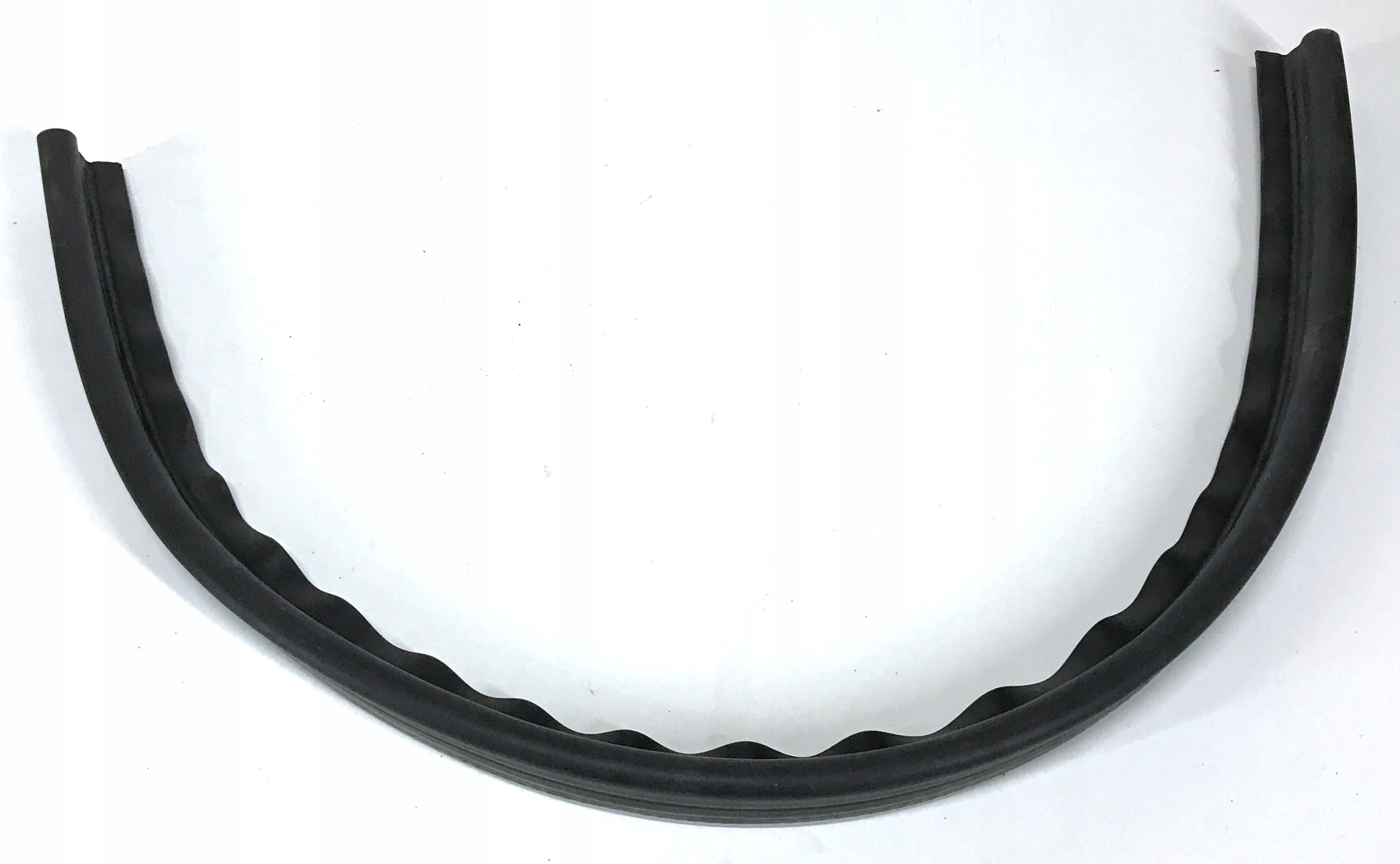 AUDI Q5 8R0 прокладка подшивки 8R0971010A