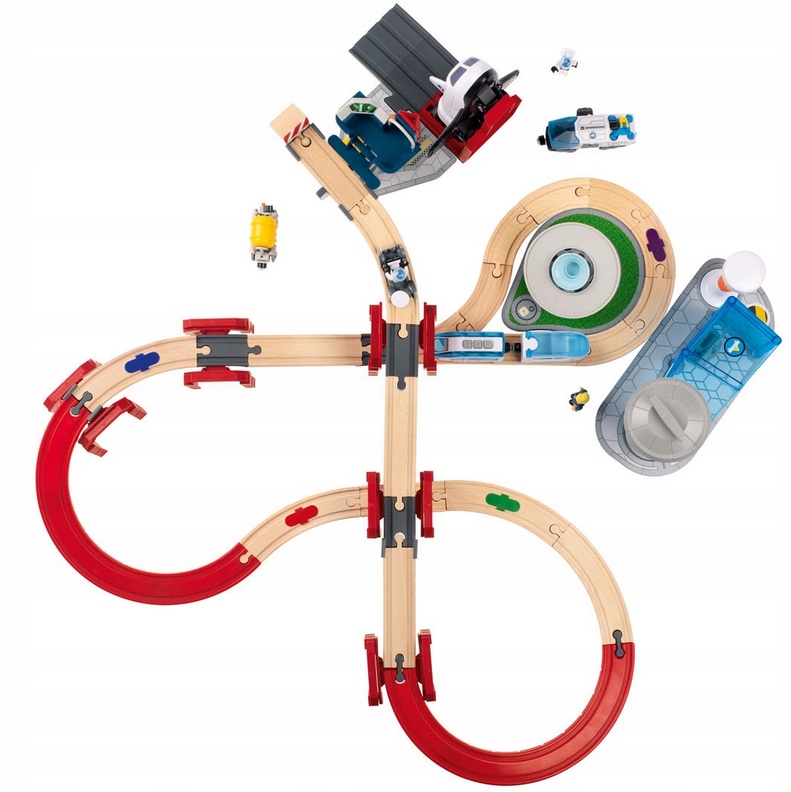 KOLEJKA NA BATERIE STACJA KOSMICZNA DREWNIANA TORY 67 EL POCIAG ELEKTRYCZNY Płeć chłopcy dziewczynki unisex