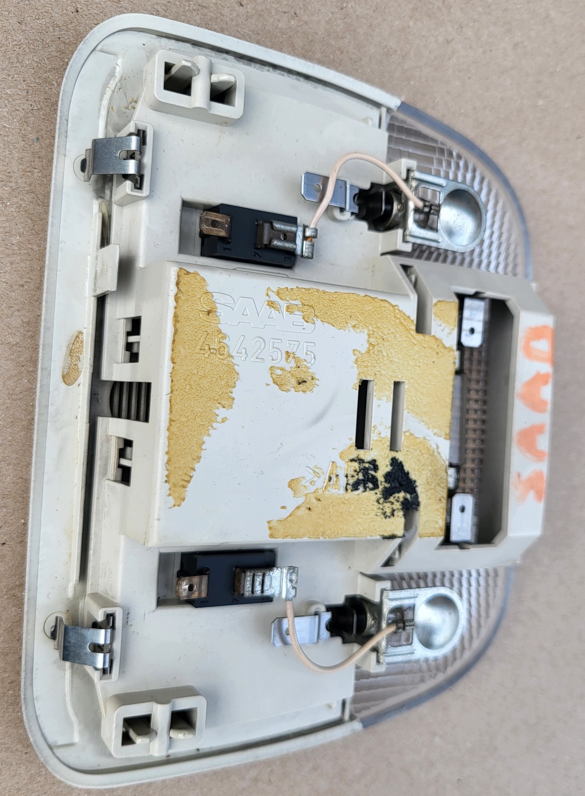 FANALE interna OSWIETLENIE cabina SAAB 9-3 4642575 Originale
