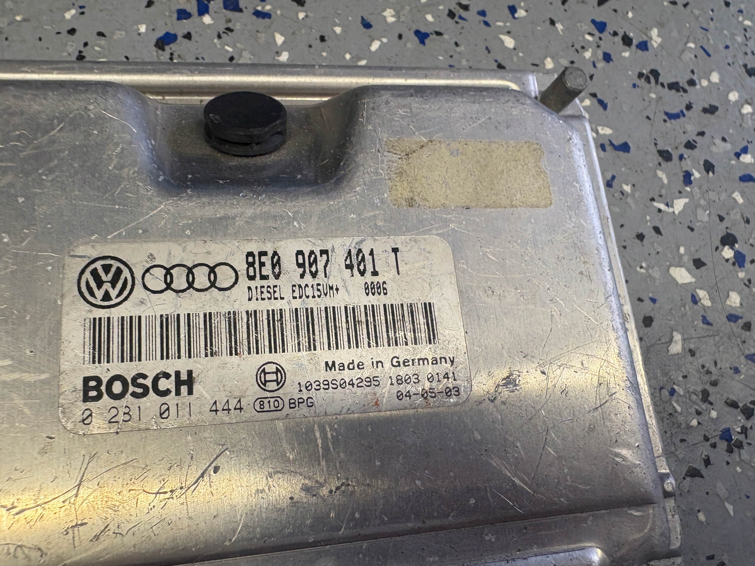 AUDI A4 B6 computer Centralina Motore 8E0907401T