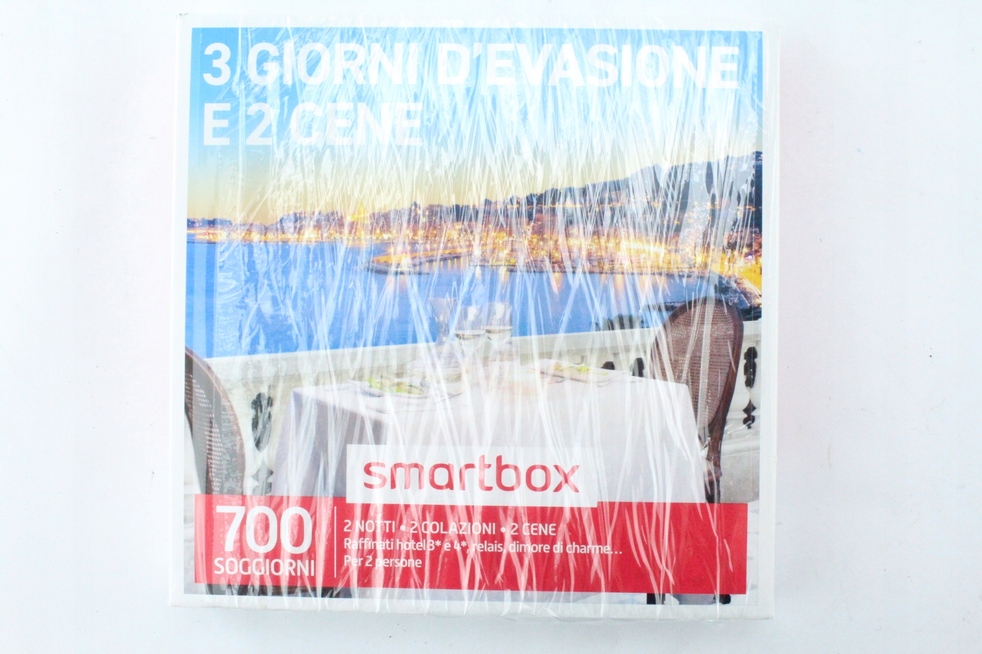 SMARTBOX GiftBox - 3 GIORNI D'EVASIONE E 2 CENE EAN (GTIN) 3608117726928