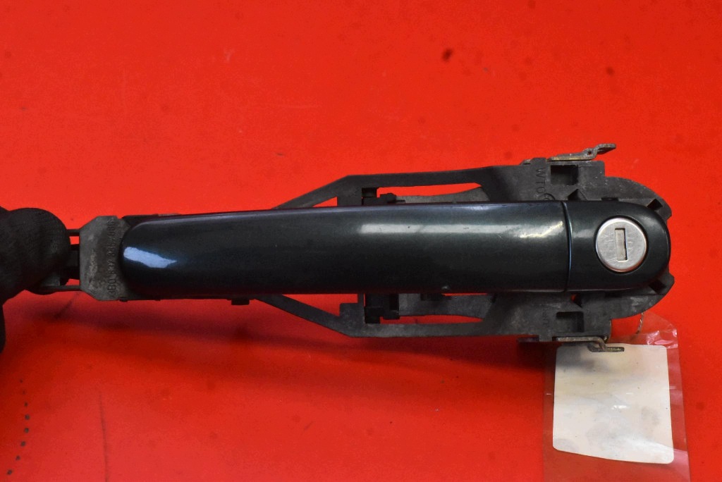 handle left front front CIEMNOZIELONA 3B0837885/886 VW PASSAT B5 LIFT
