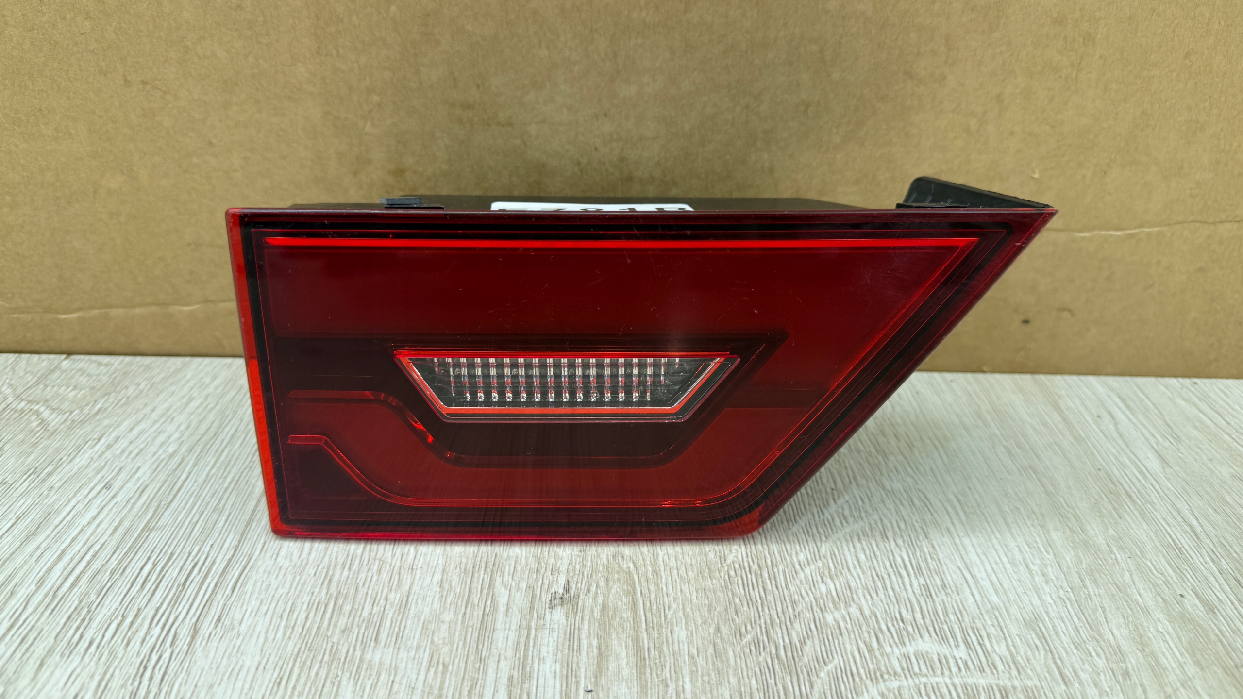 JAGUAR E-PACE X540 left light rear part rear to the bonnet LED J9C3-13193-CC E781B