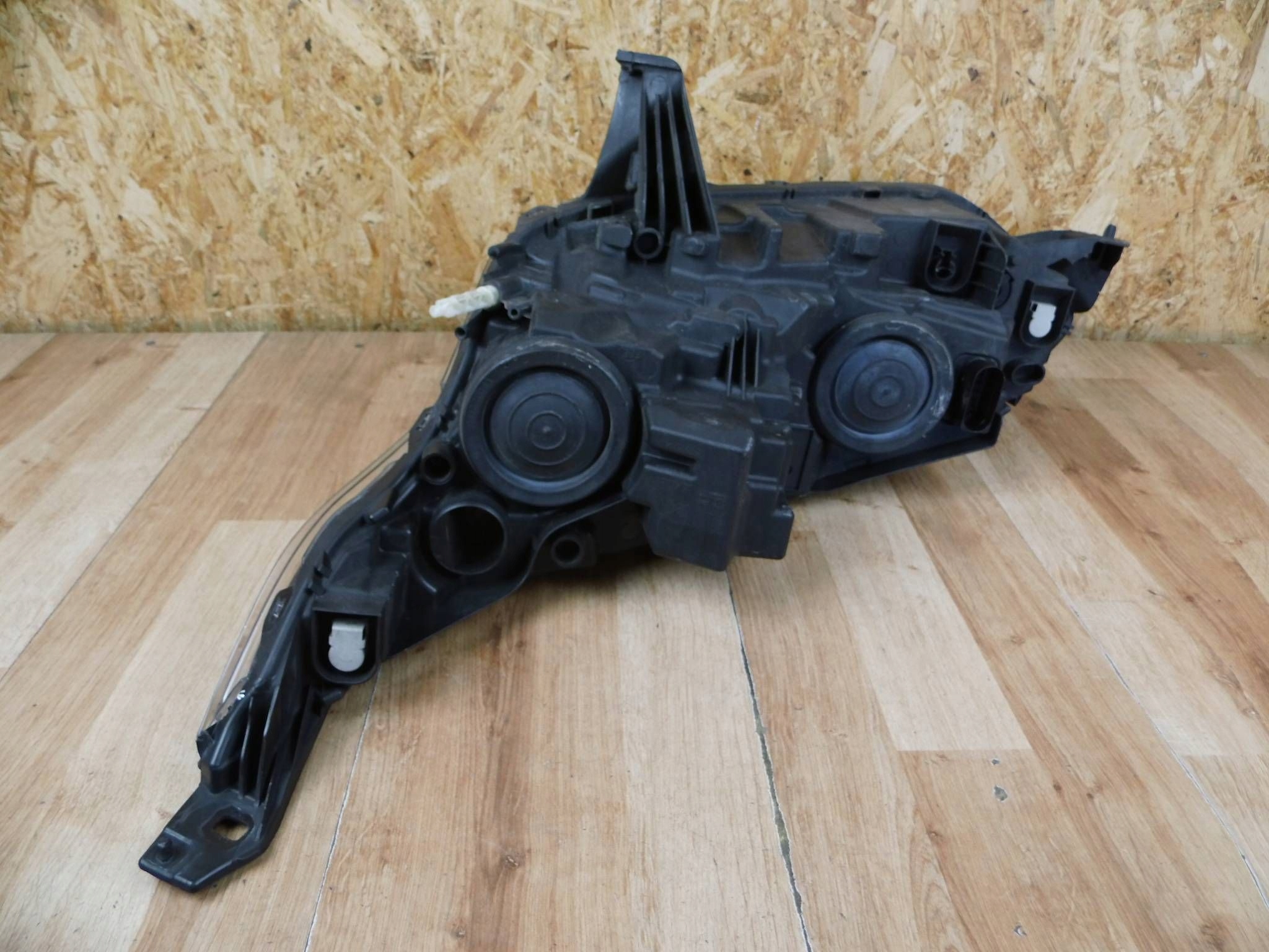 Ford Connect II MK2 2015+ light right front front right FT1113W029DB