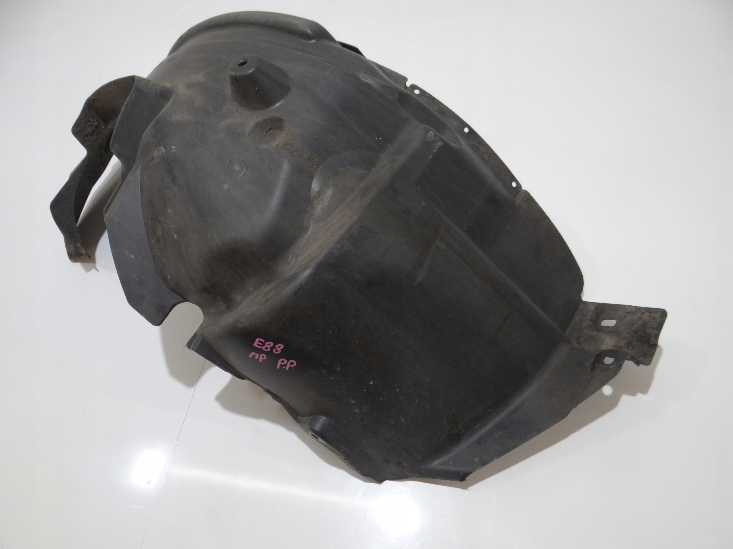 mudguard right front BMW E88 M PAKIET 7166244