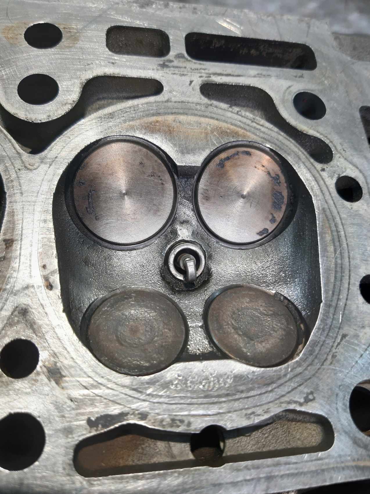 TESTATA RENAULT CLIO III 1.2TCE 8200460196