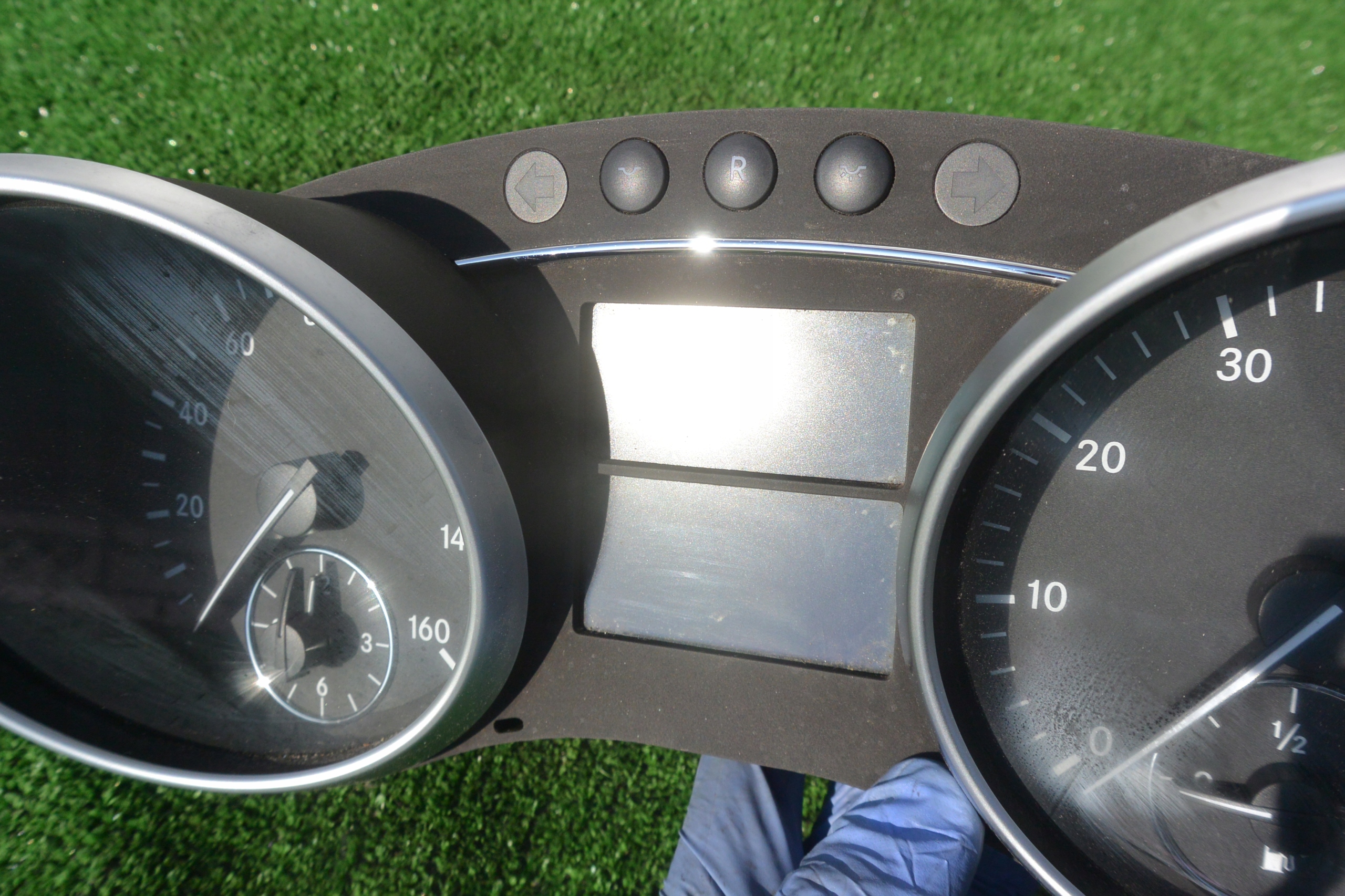 dials dials petrol MERCEDES GL X164 ML W164 UK
