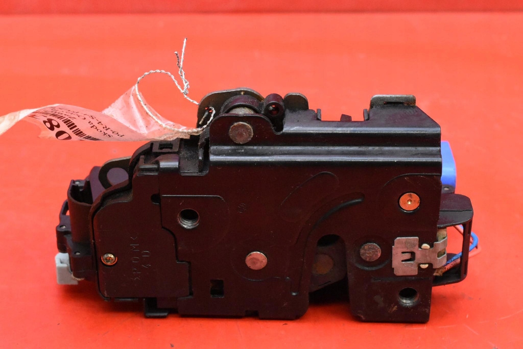 lock door right front front EU 3D1837016 SKODA OCTAVIA 2 II HB 04-08