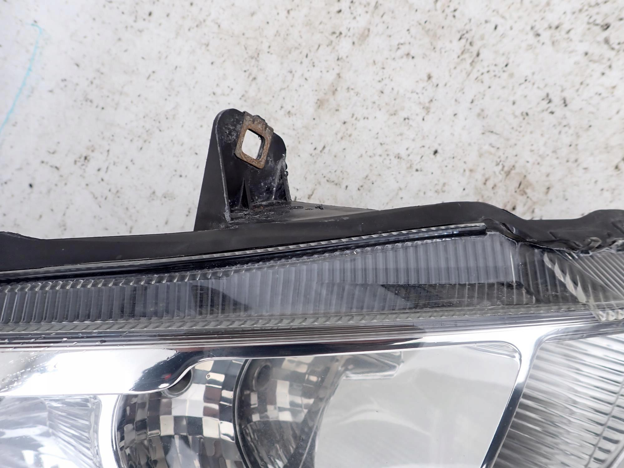 RENAULT TRAFIC II 2 LIFT 06-14 light front front right