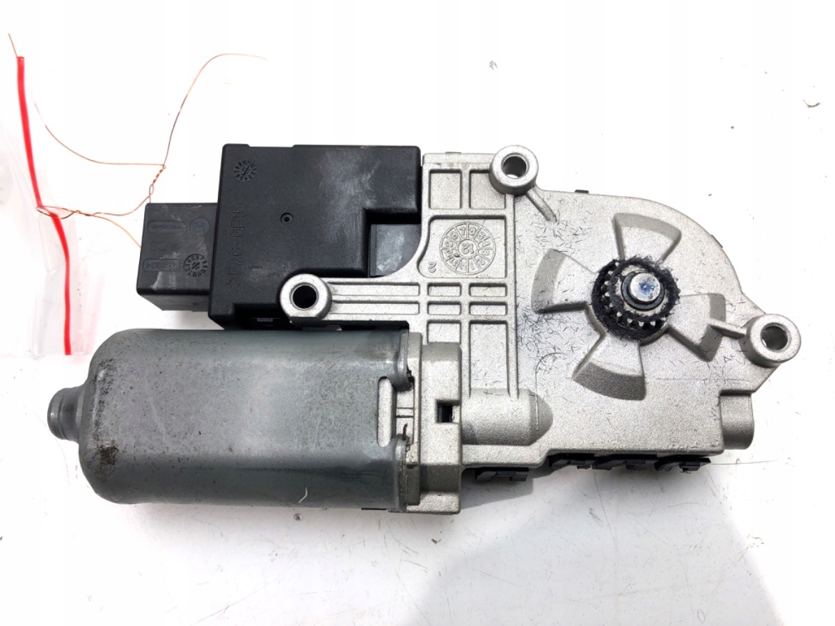 SILNICZEK ROLETY SOLAR DACHU PEUGEOT 308 II 13-21