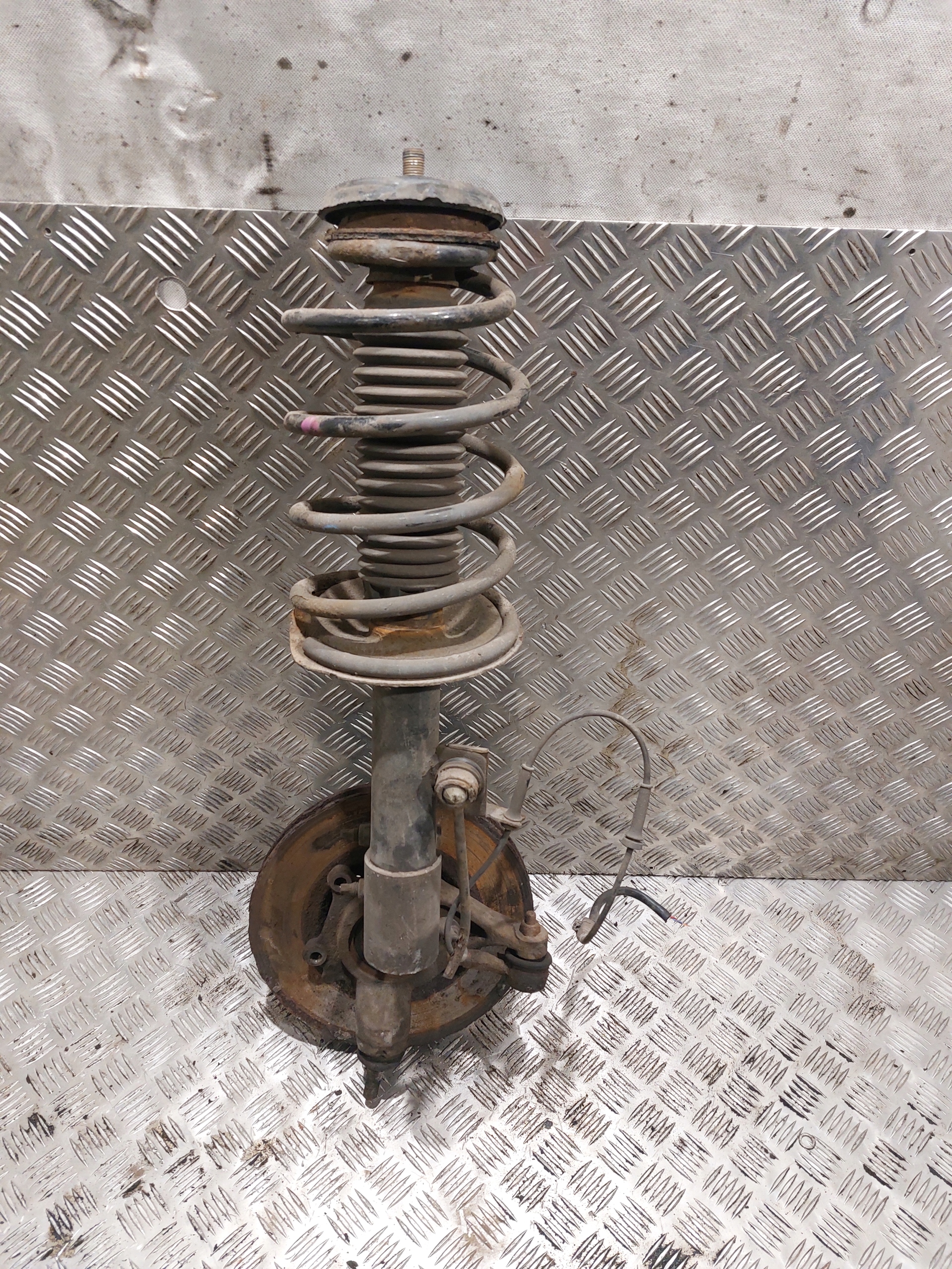 McPherson right front PEUGEOT 307 1.6