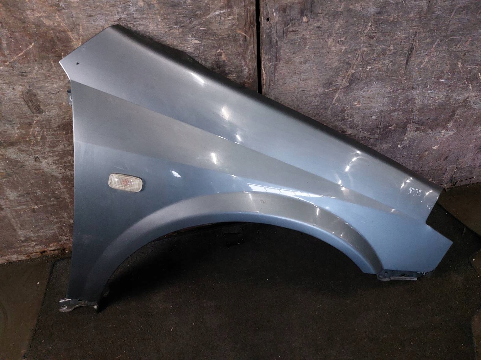fender right front NISSAN PRIMERA P12 KY5G