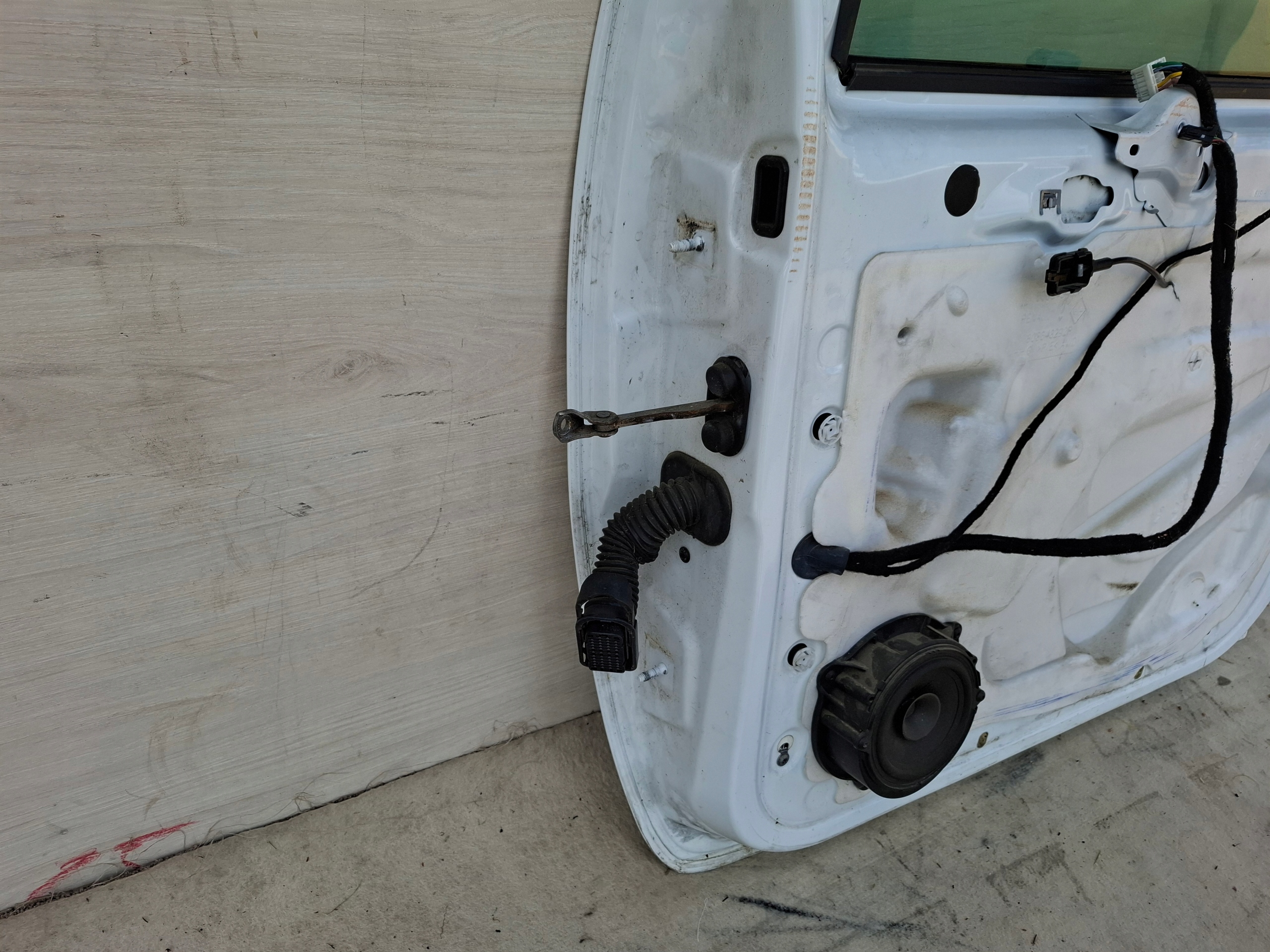 door right front RENAULT KANGOO II LIFT 16R BIALE
