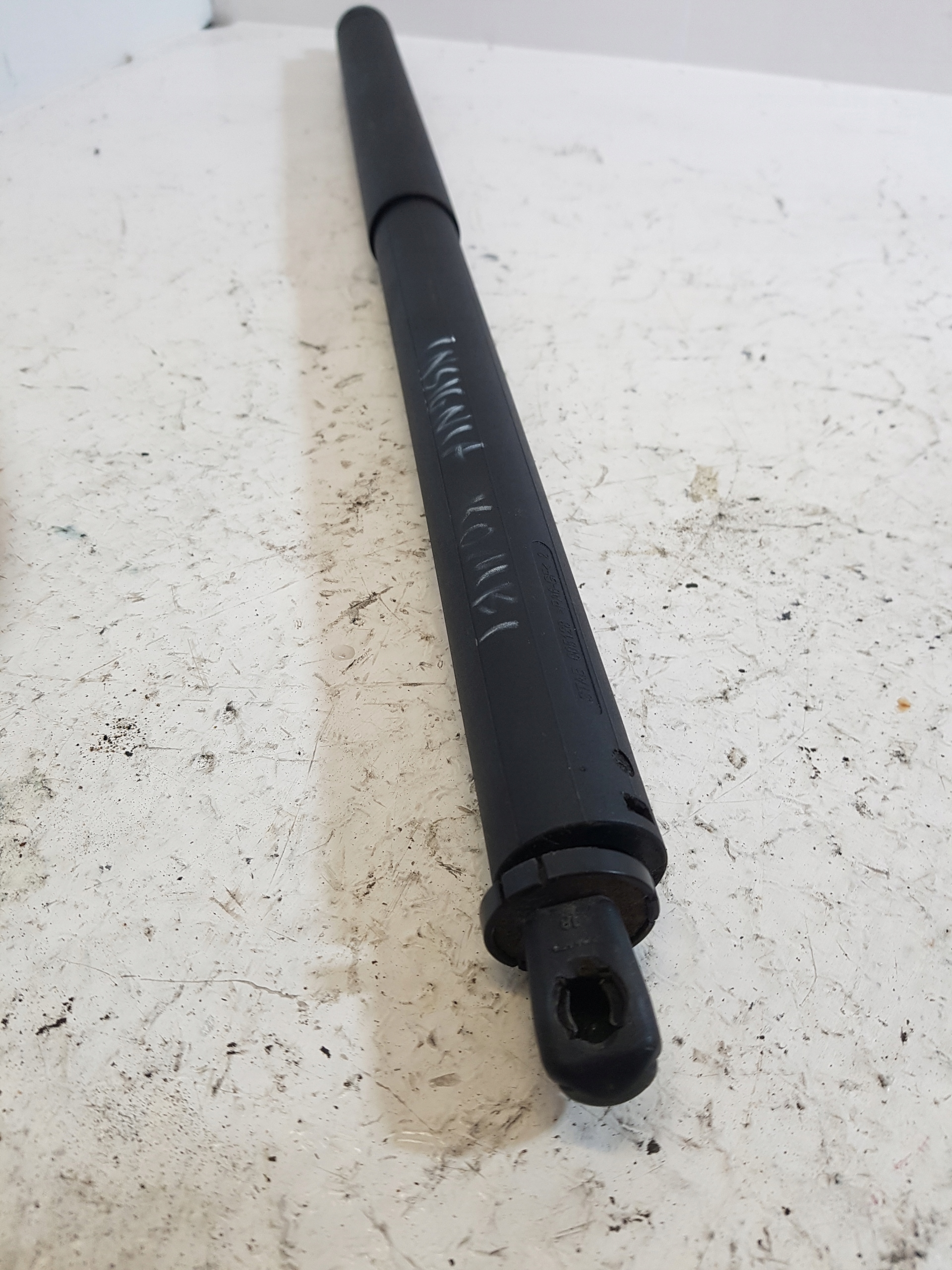 SILOWNIKI TELESKOPY heckklappe heck OPEL INSIGNIA