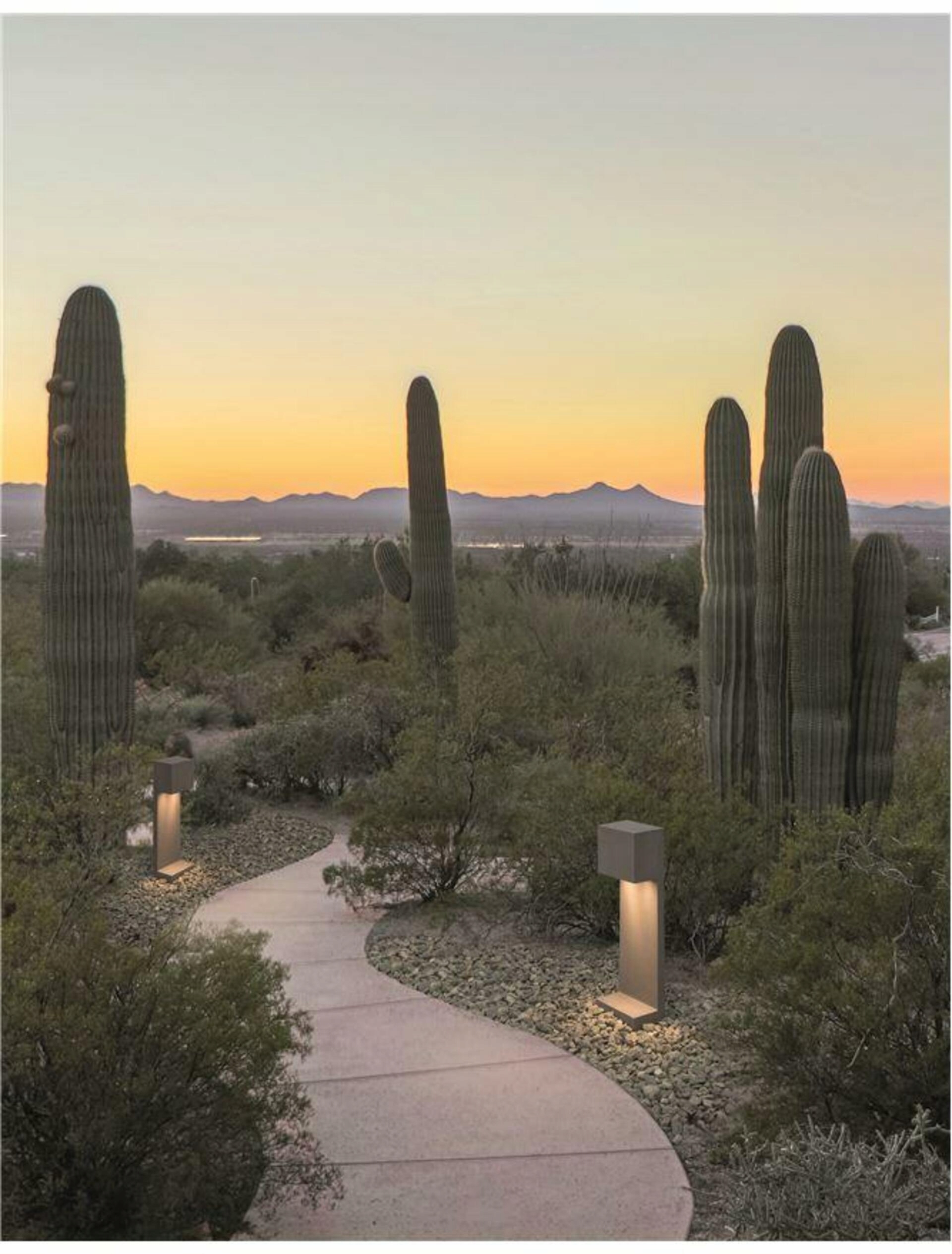 Nova Luce vonkajšie stĺpové svietidlo Grante sivý betón a hliník GU10 2x10W