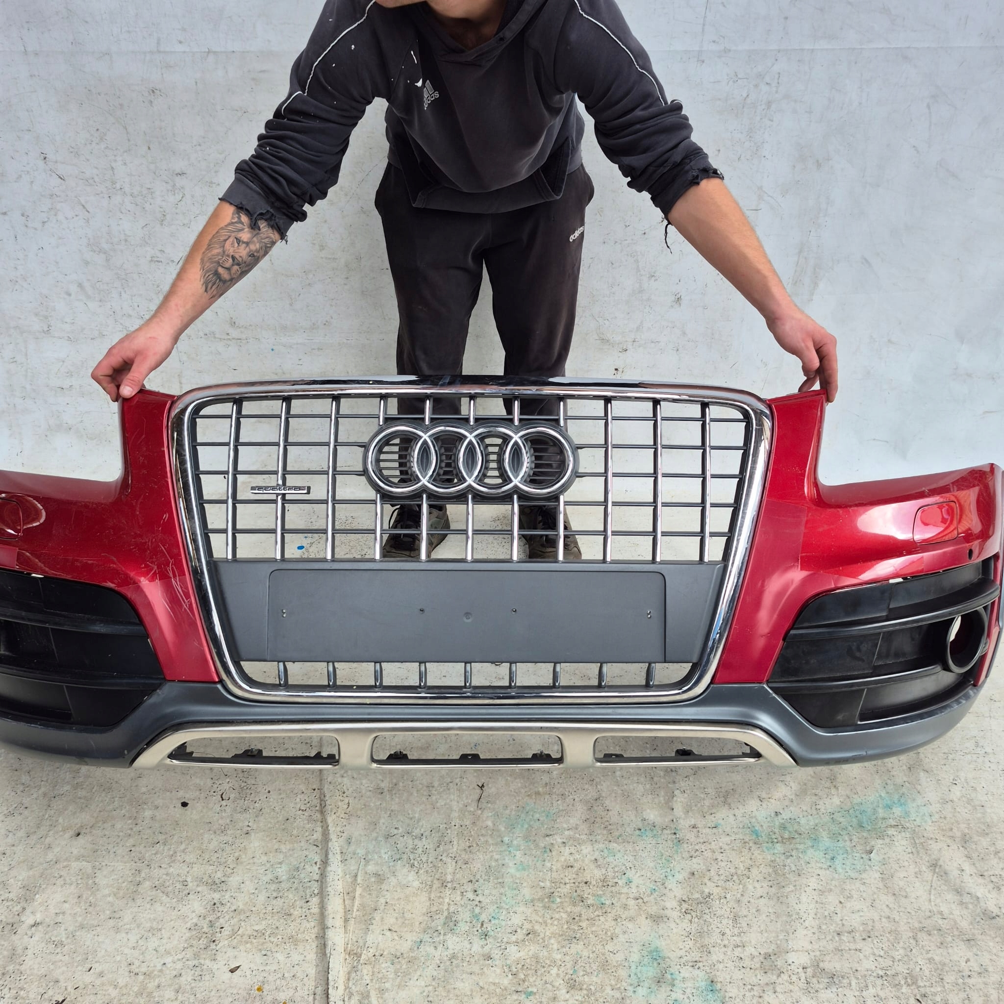 AUDI Q5 8R 8R0 OFFROAD 08- bumper front front SPR PDC 8R0807437H