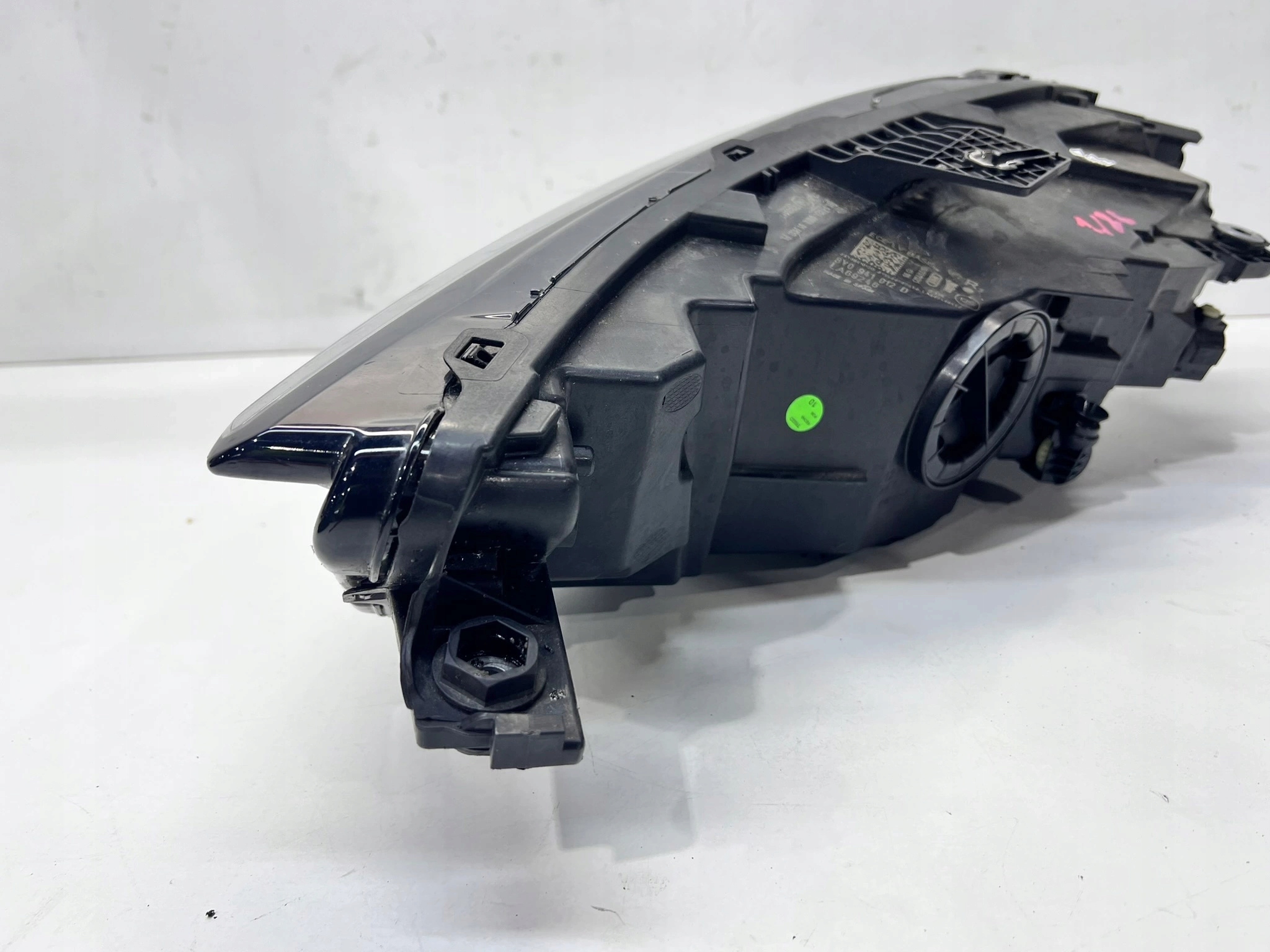 REFLEKTOR light right front AUDI A3 8Y 8Y0941012D