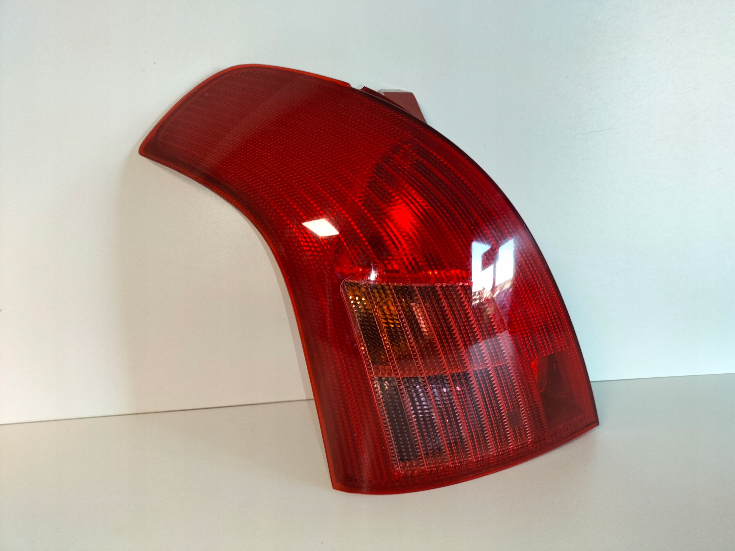 light rear rear part left SUZUKI SWIFT IV MK6 05-07
