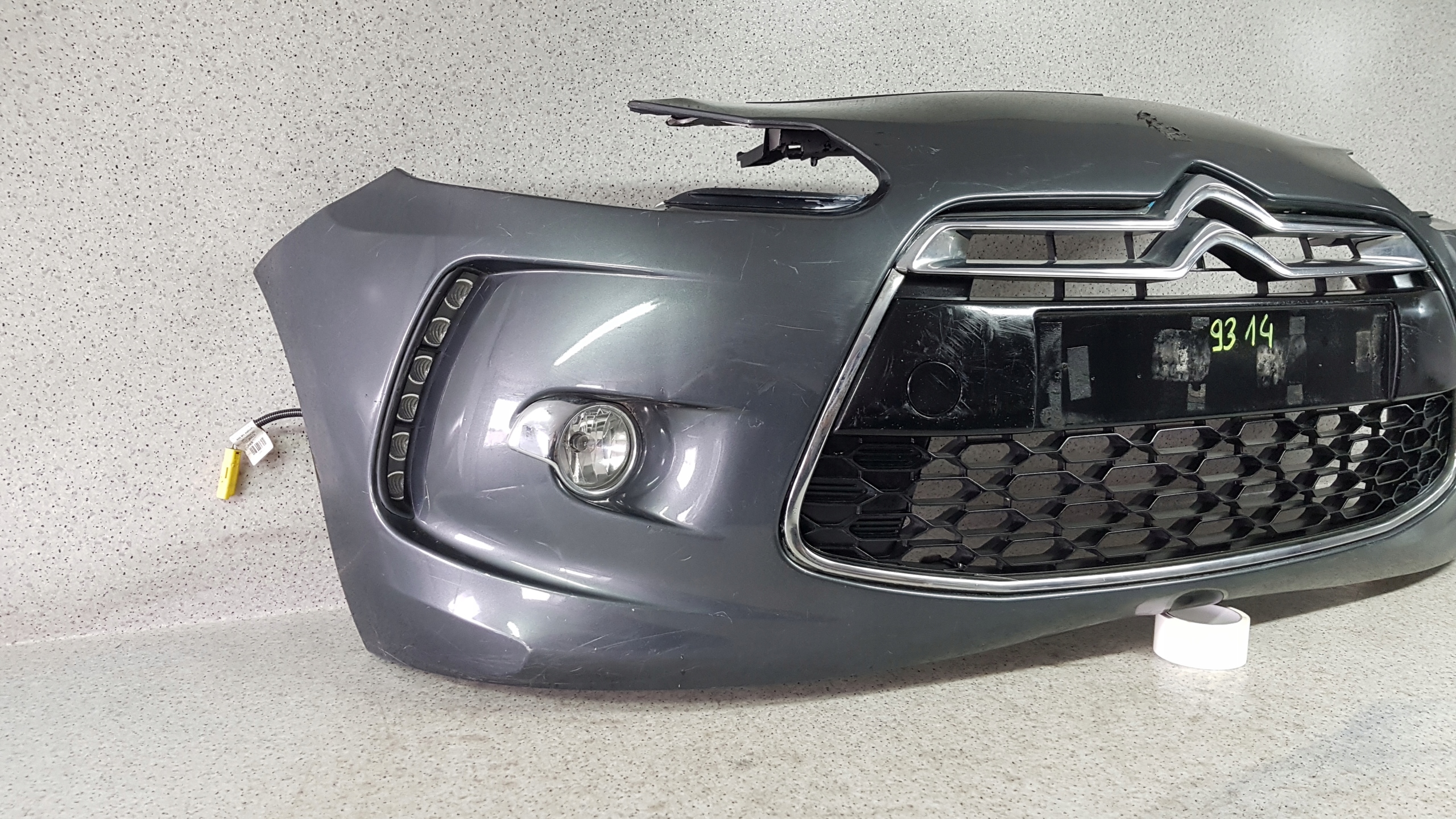 CITROEN DS3 DS 3 2010 - bumper front 9314