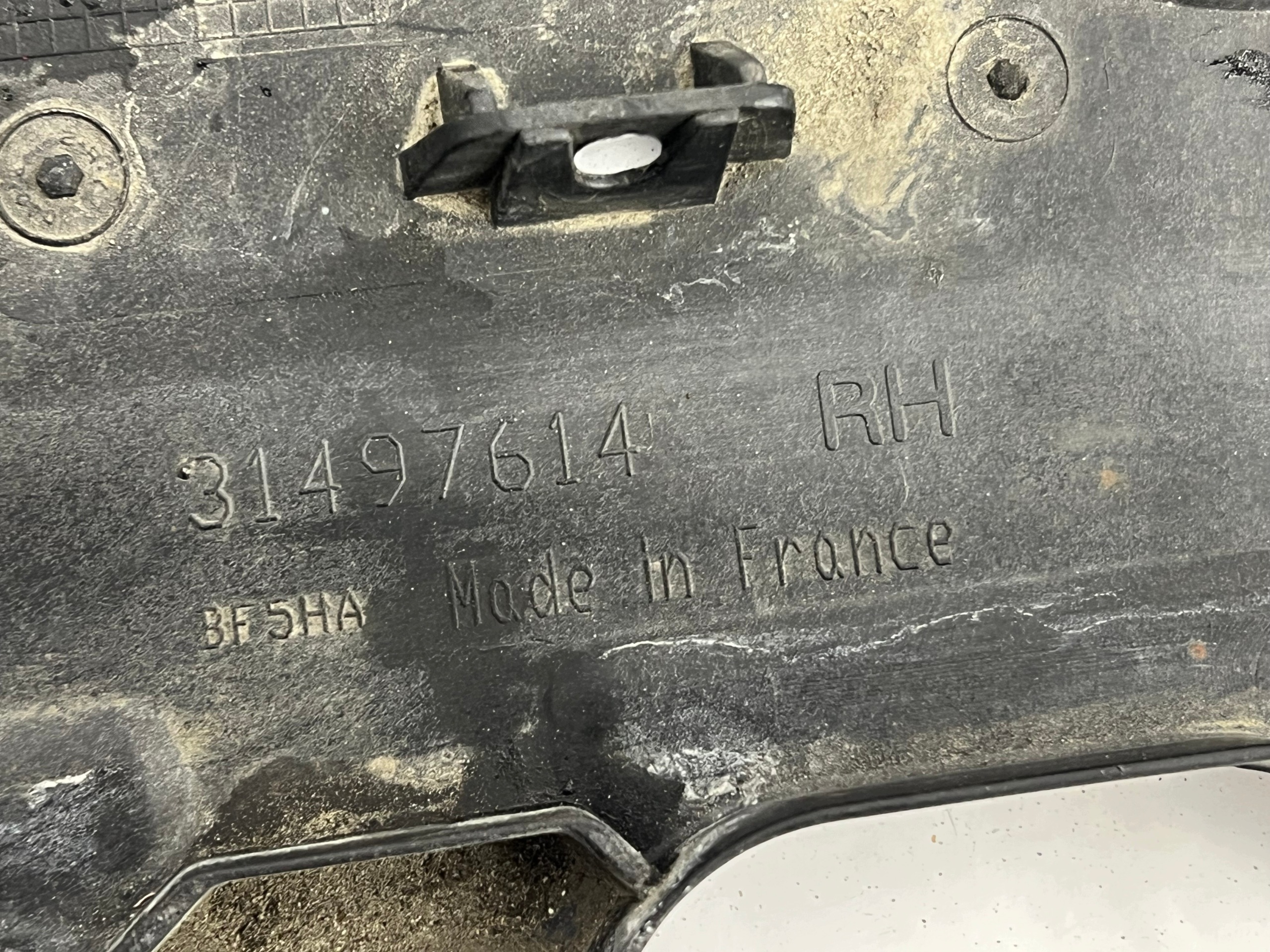 VOLVO S90 II V90 XC60 II cover chassis 31497352 right