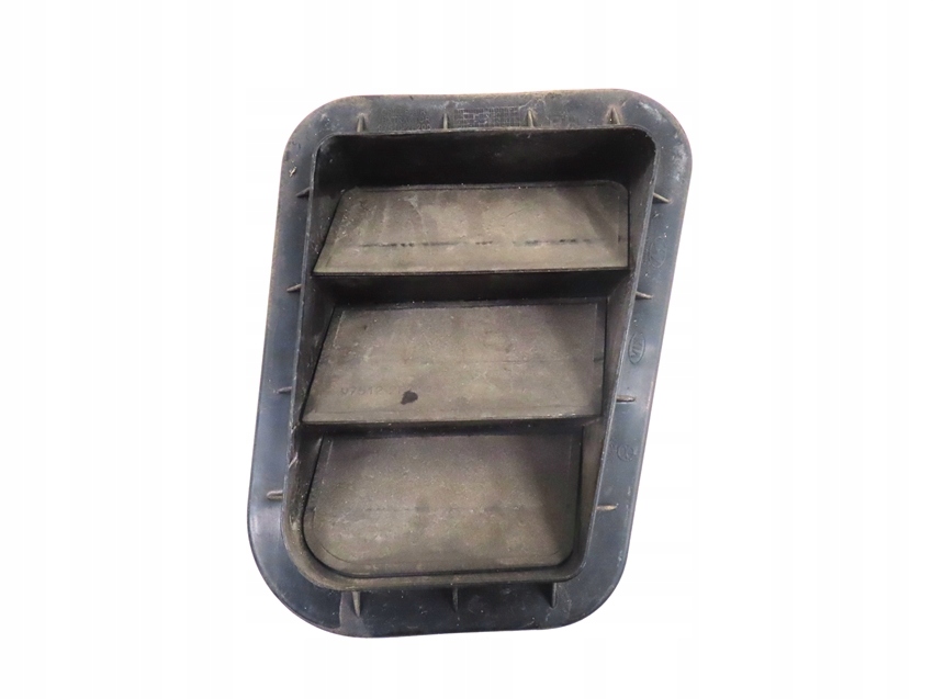 KRATKA WENTYLACYJNA PRAWA KIA CEED II 2012-2018 ROK 97510-2E200