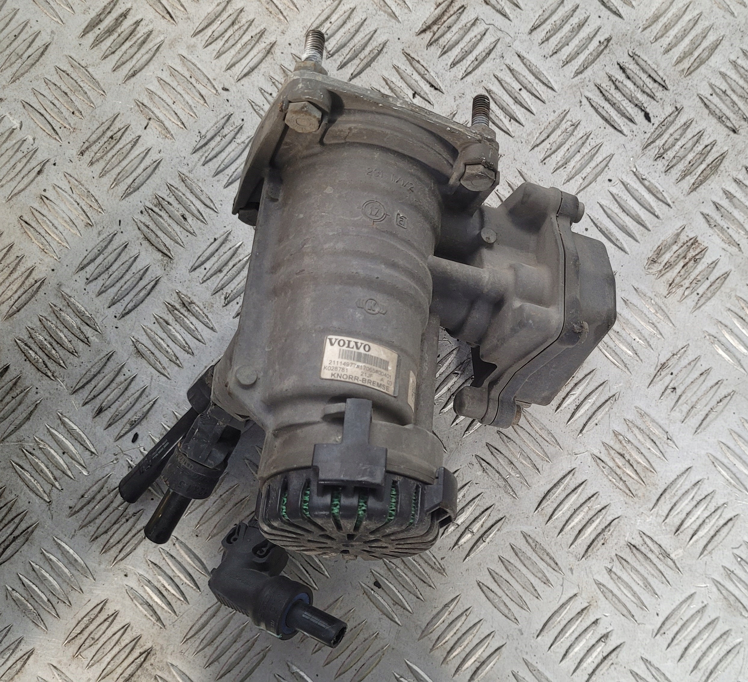 VOLVO FH4 ZAWÓR MODULATOR EBS 21114977