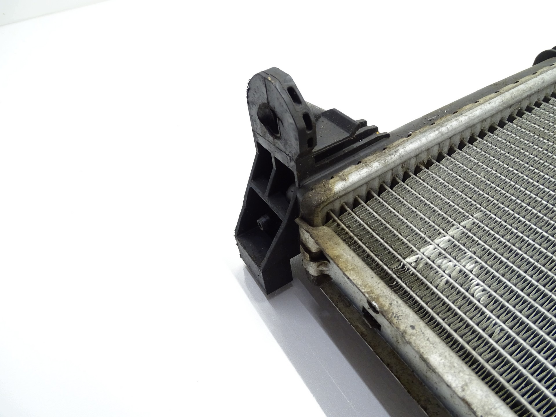water cooler MERCEDES W204 2.2 A2045003703