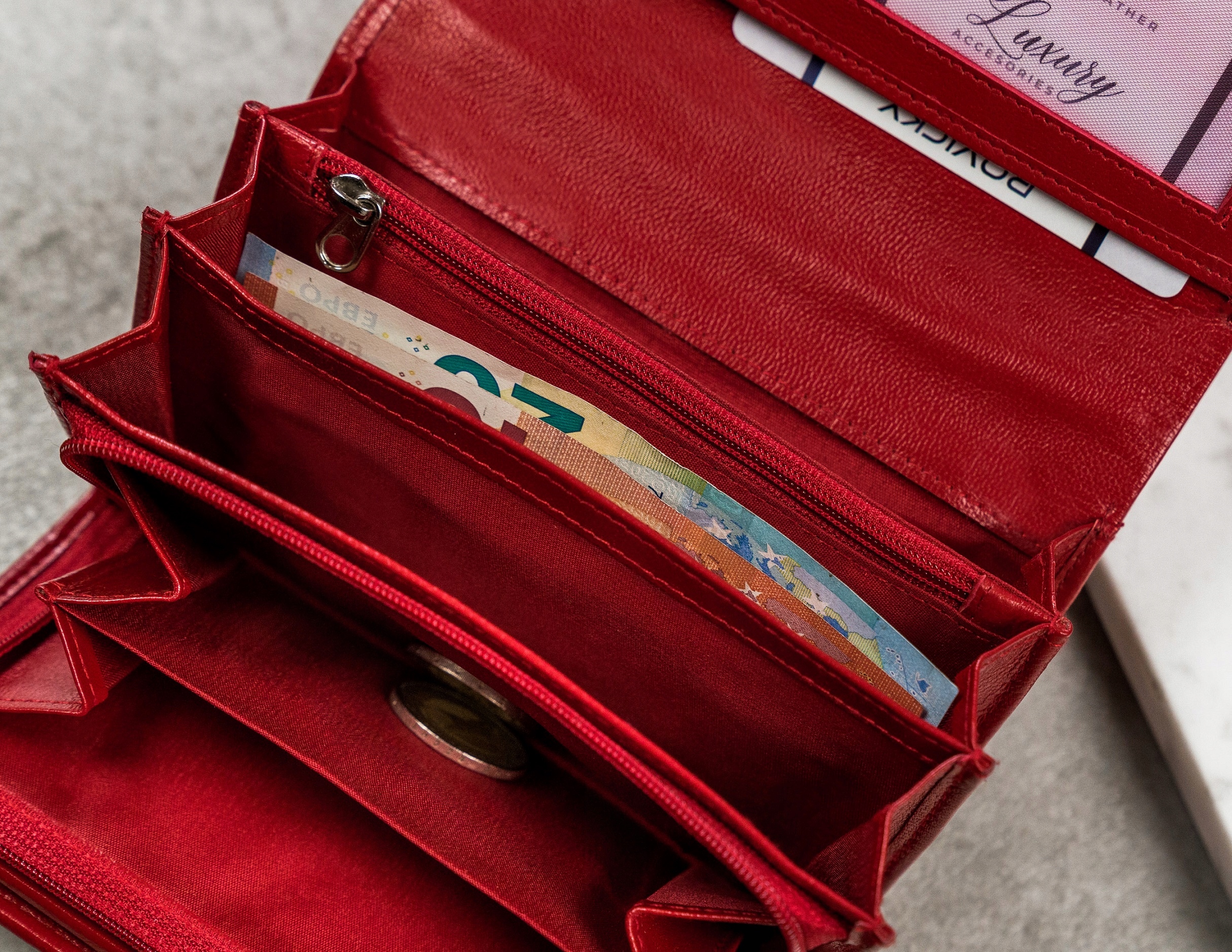 Zachwycający portfel damski skórzany HQ RFID Wielkość duży