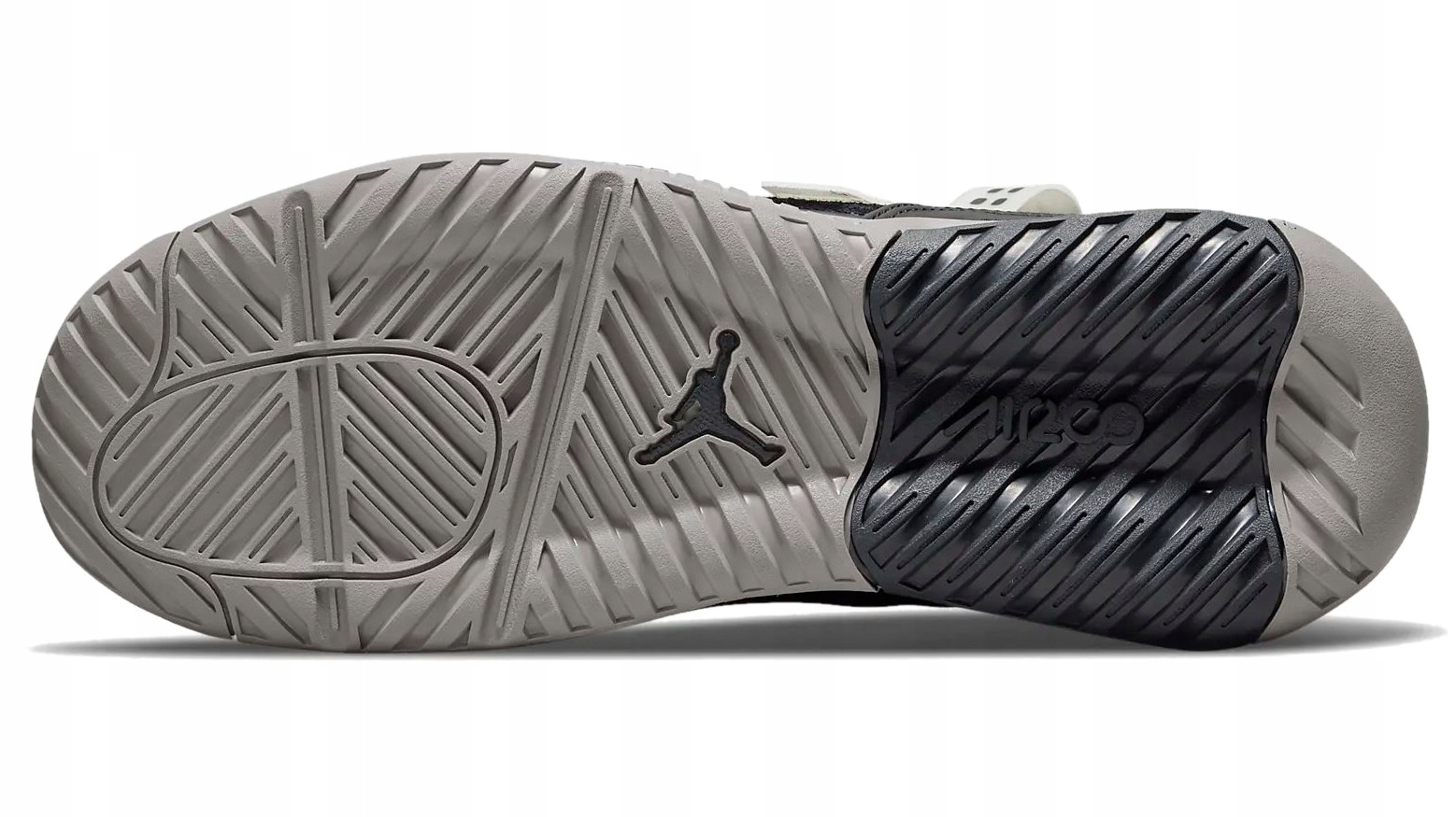 BUTY MĘSKIE KOSZYKARSKIE NIKE AIR JORDAN MA2 Kolor szary