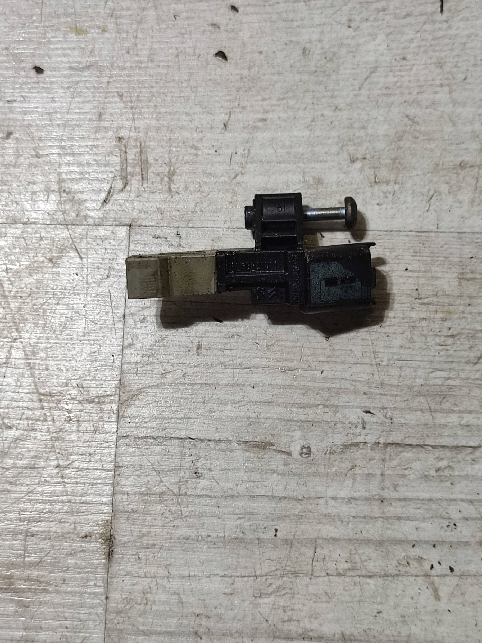 Opel Corsa F 2020 crankshaft position sensor