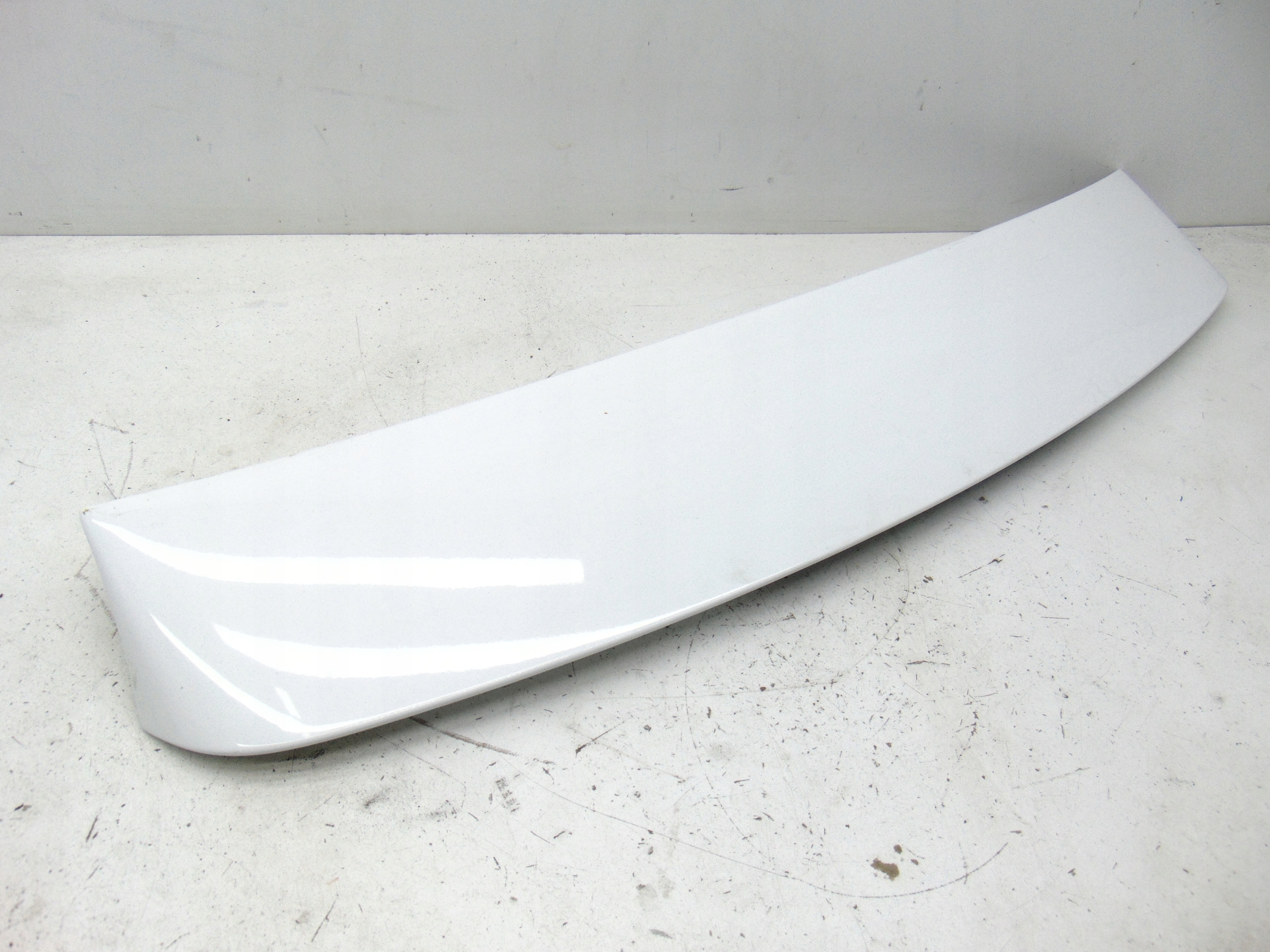 КРИЛО-ОБДУВА СПОЙЛЕР КРИШКИ ЗАД. S-LINE AUDI A3pd Ly9c