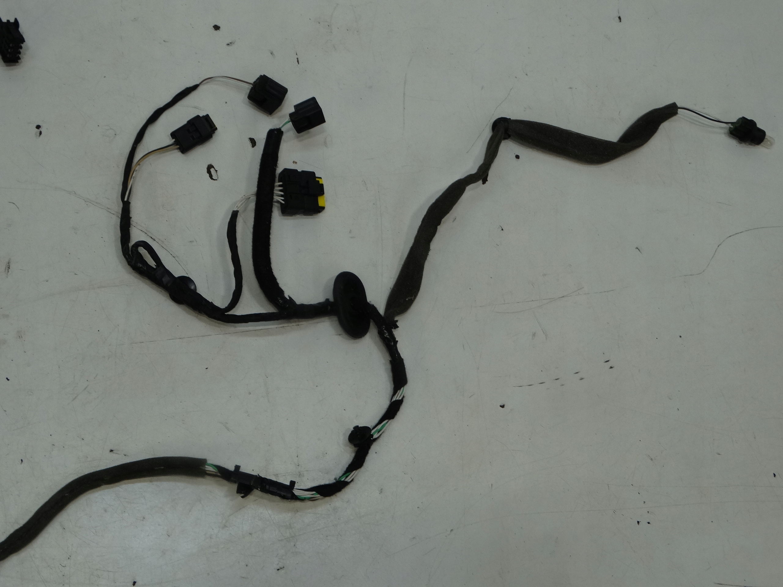 bundle wiring door right front RENAULT LAGUNA III KOMBI 241240111R