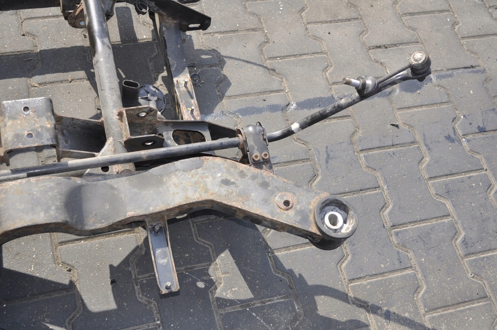 BENTLEY ARNAGE SANKI ZAWIESZENIA BELKA WÓZEK TYŁ Typ samochodu Samochody osobowe