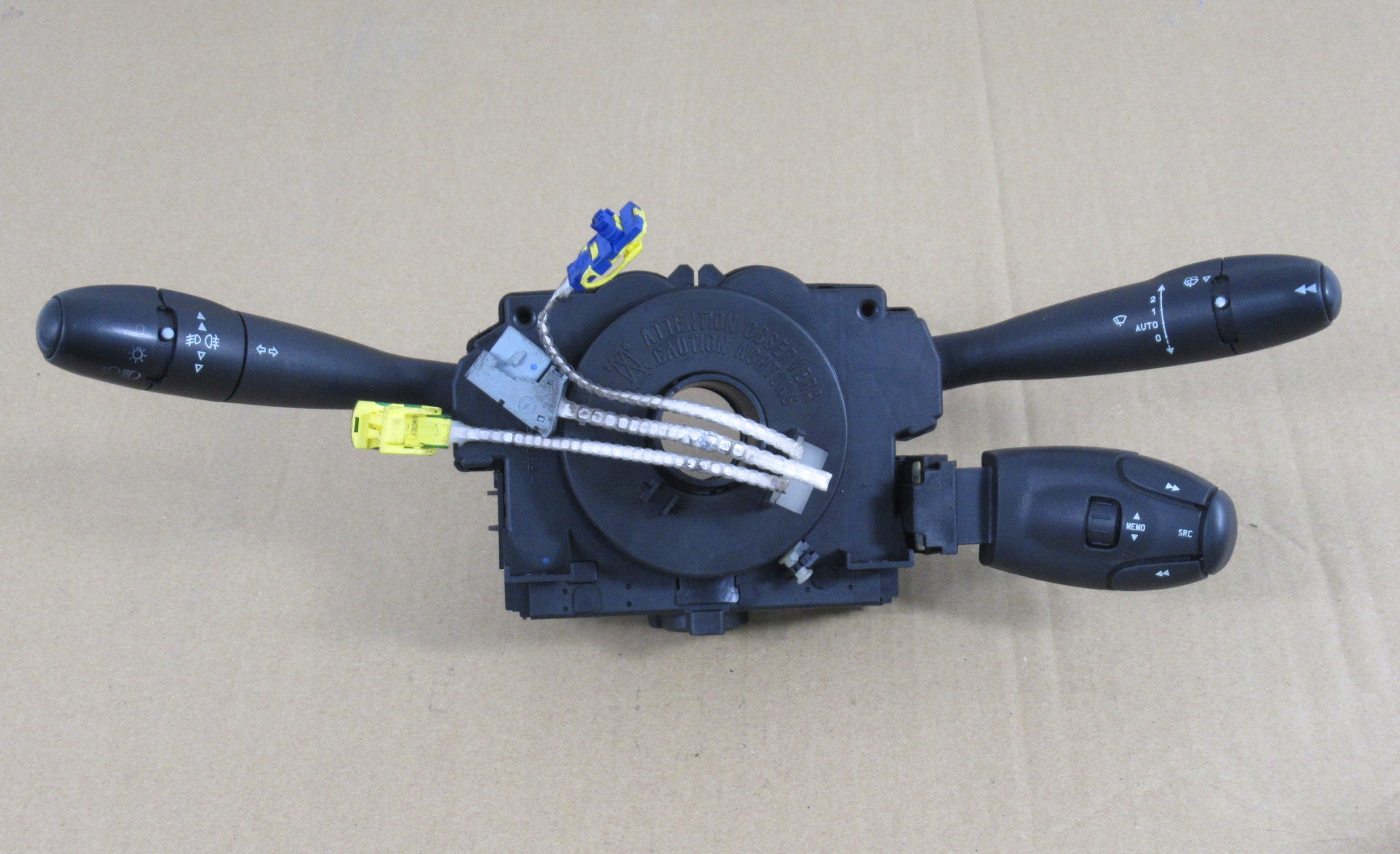 COM2000 - КОМБИНИРОВАННЫЙ ПЕРЕКЛЮЧАТЕЛЬ PEUGEOT 307 206 96436075ZL