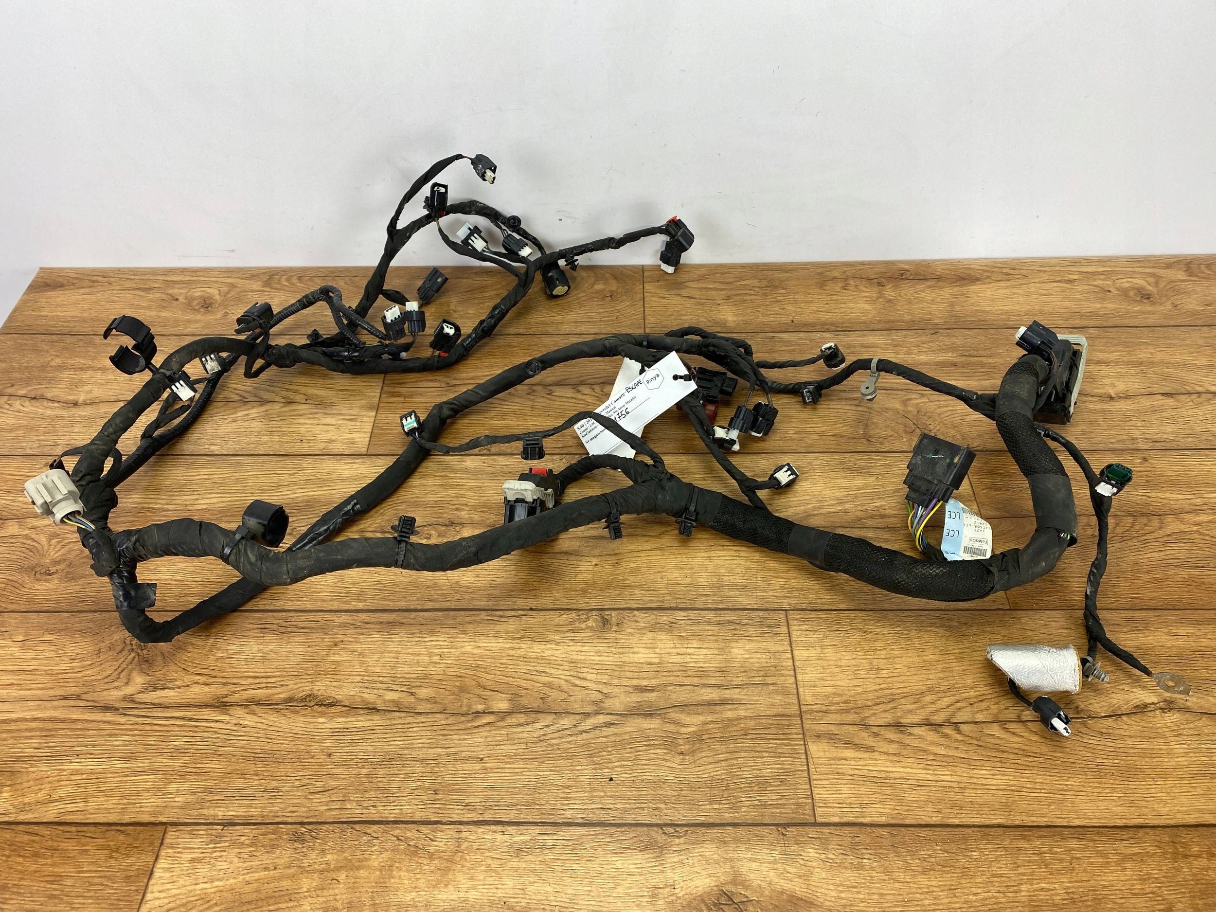 bundle of the engine komory Ford Escape IV Kuga MK3 2020+
