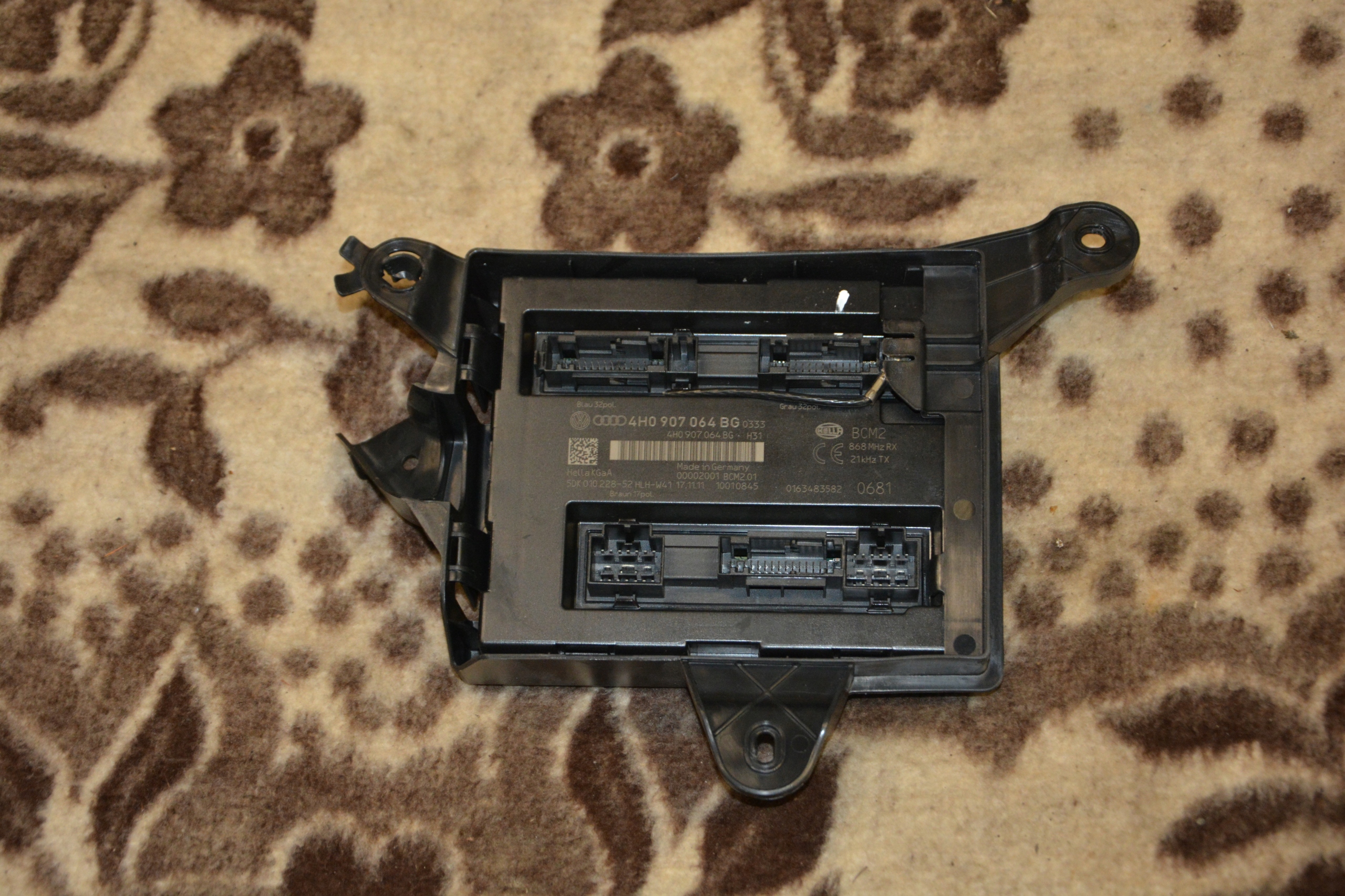 блок комфорта Audi OE 4H0907064BG
