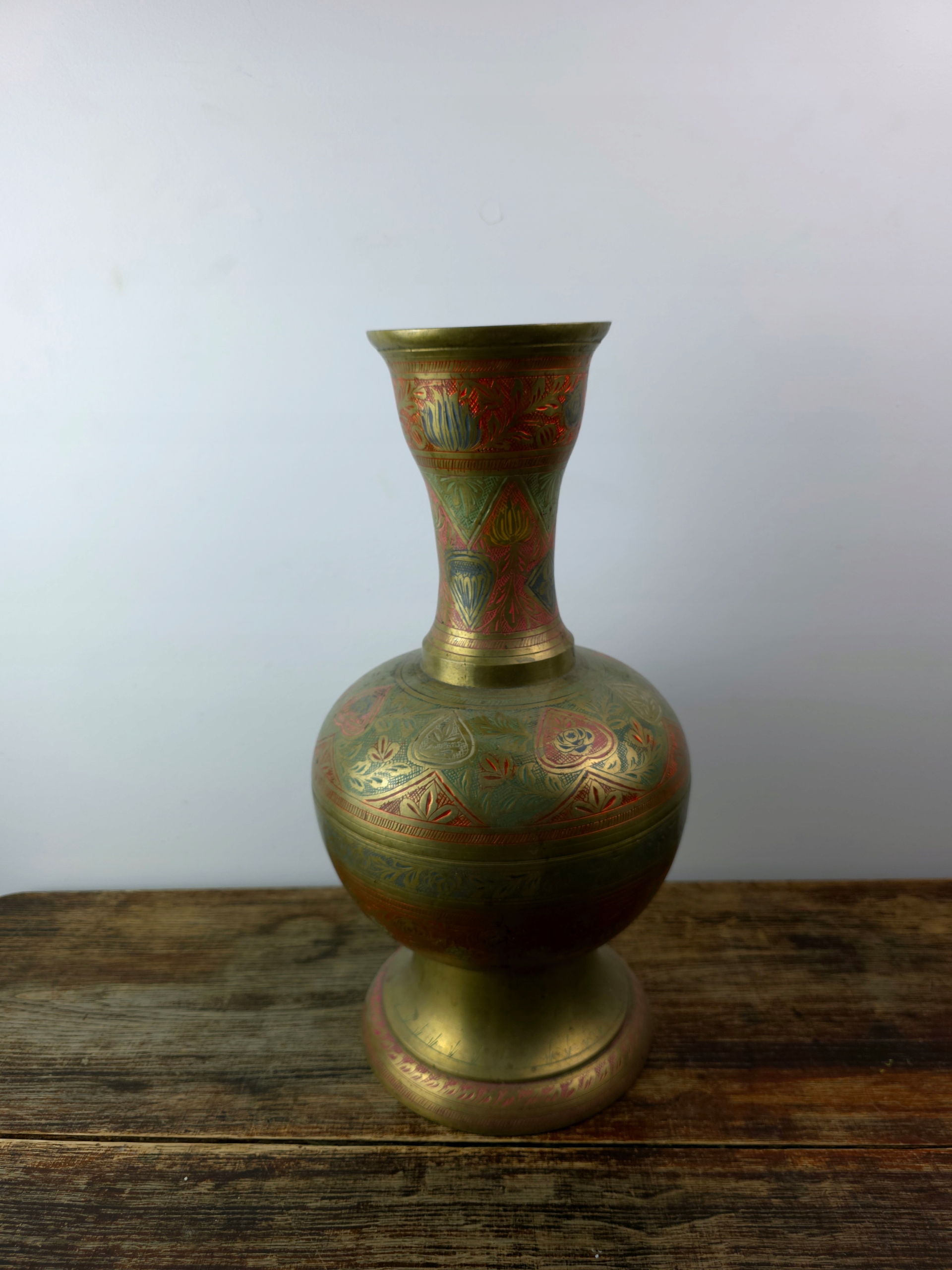 Duży mosiężny wazon