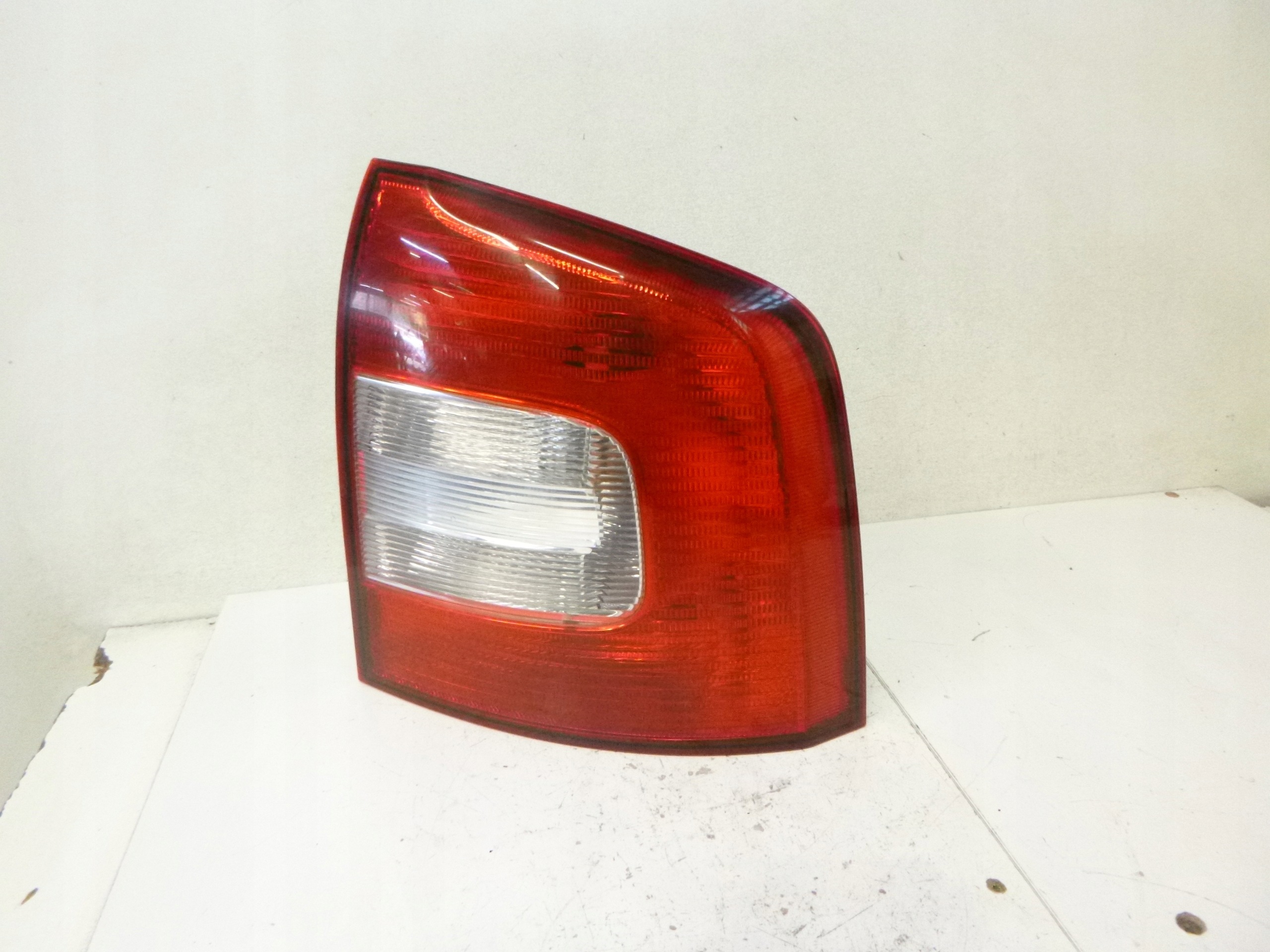 light rear right kombi Skoda Octavia II 1Z5945096A OE 2004–2013