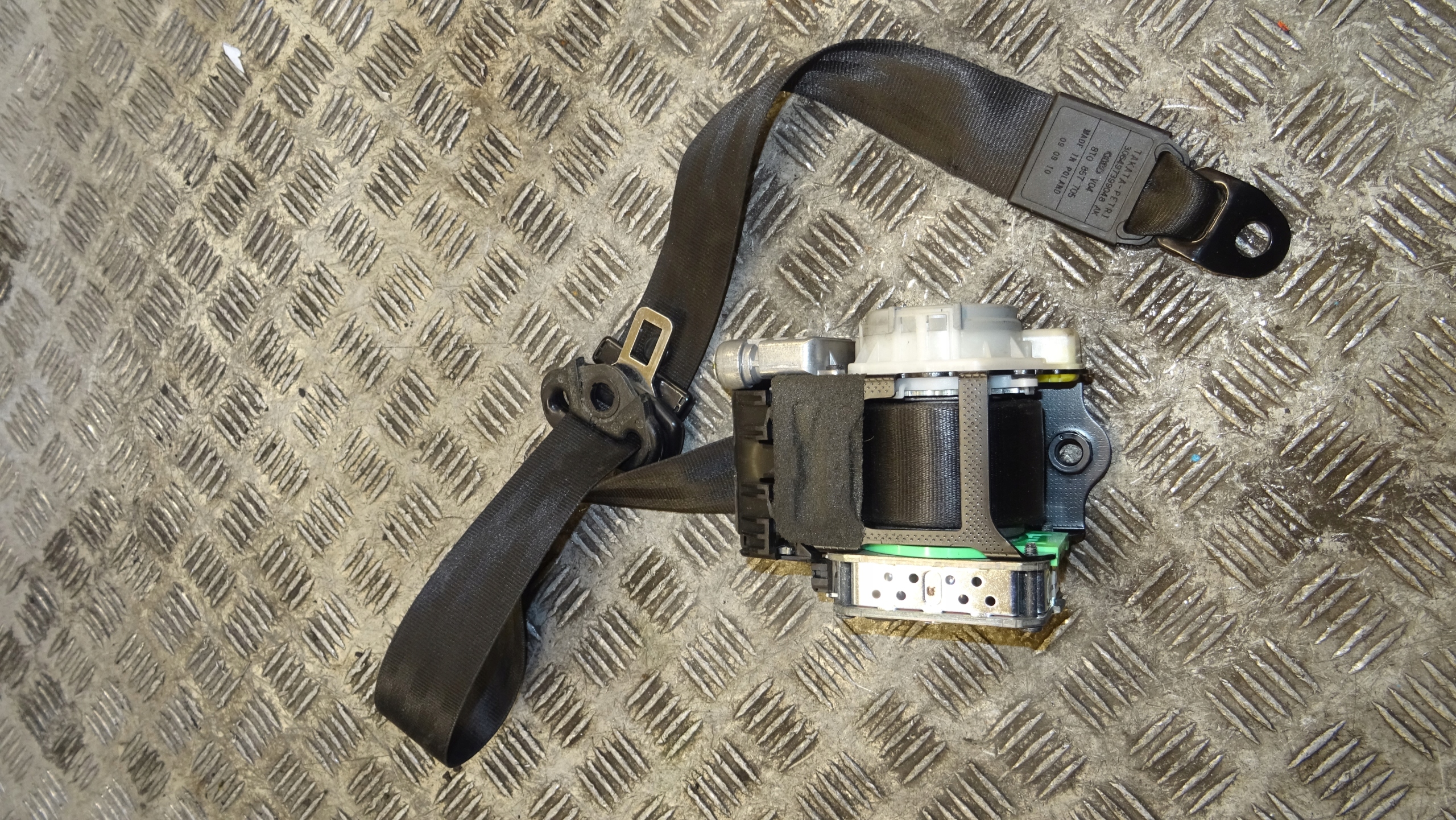 Gurten Sicherheits Audi OE 8T0857705